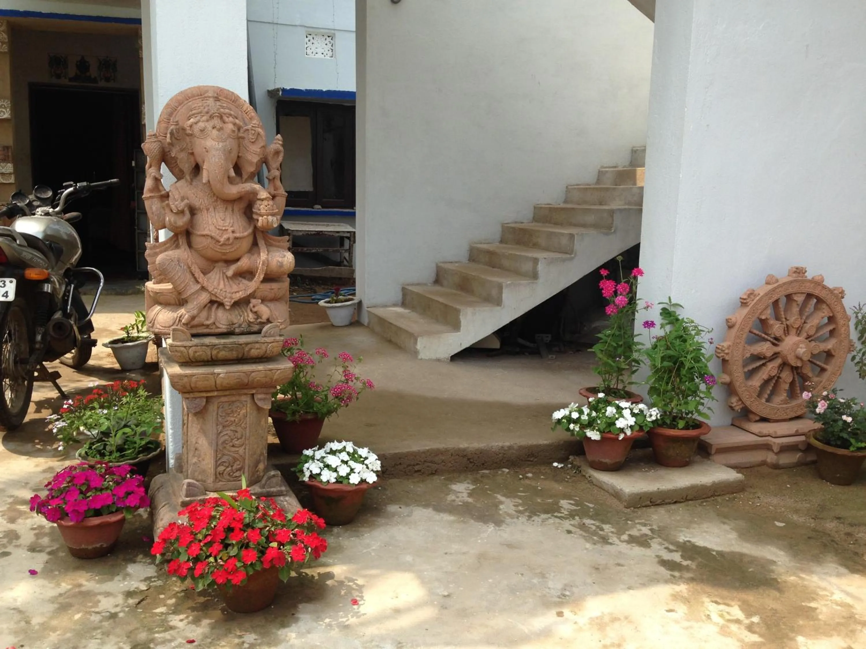 Facade/entrance in Surya Inn