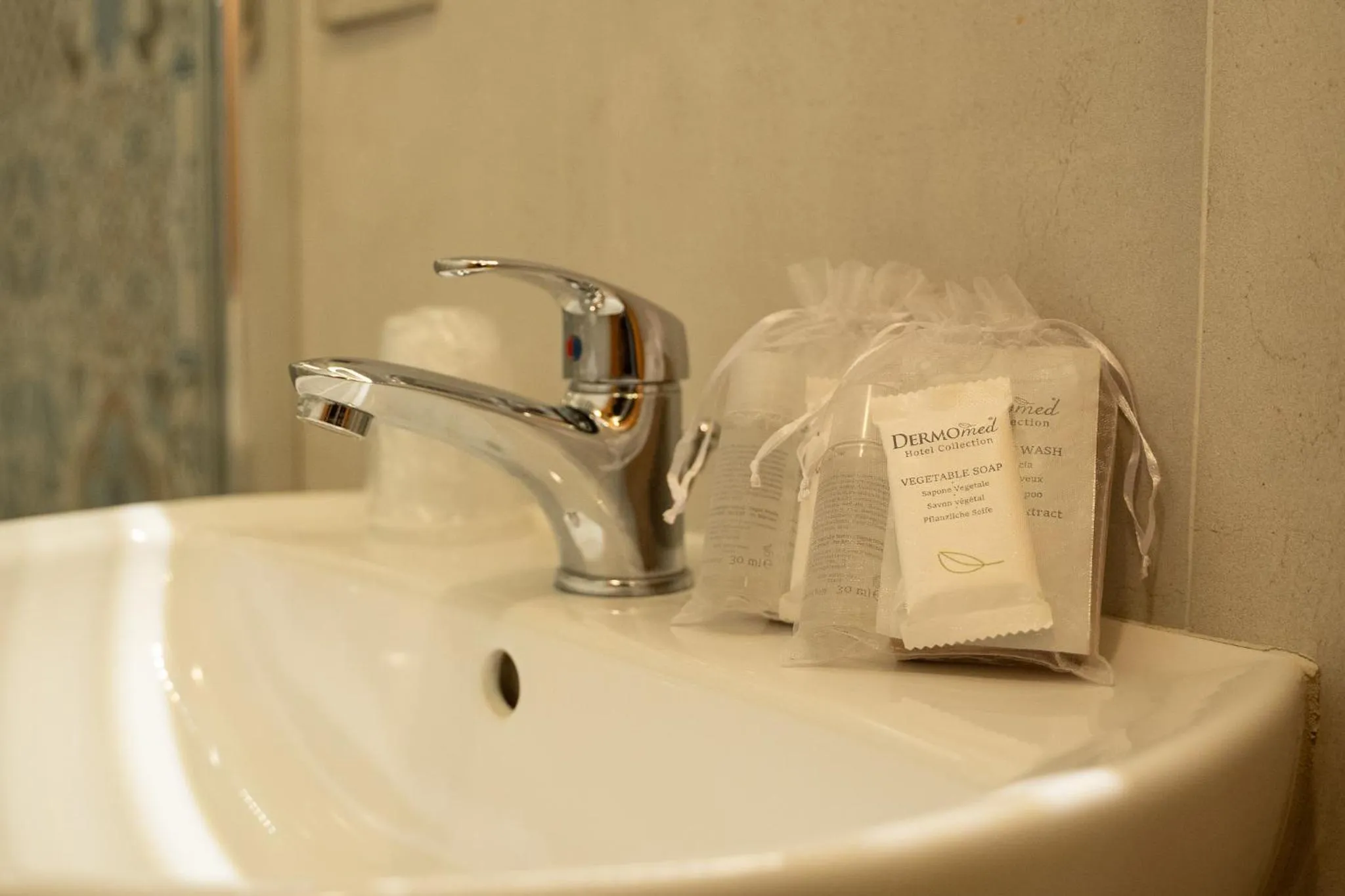 Bathroom in Hotel Francesco