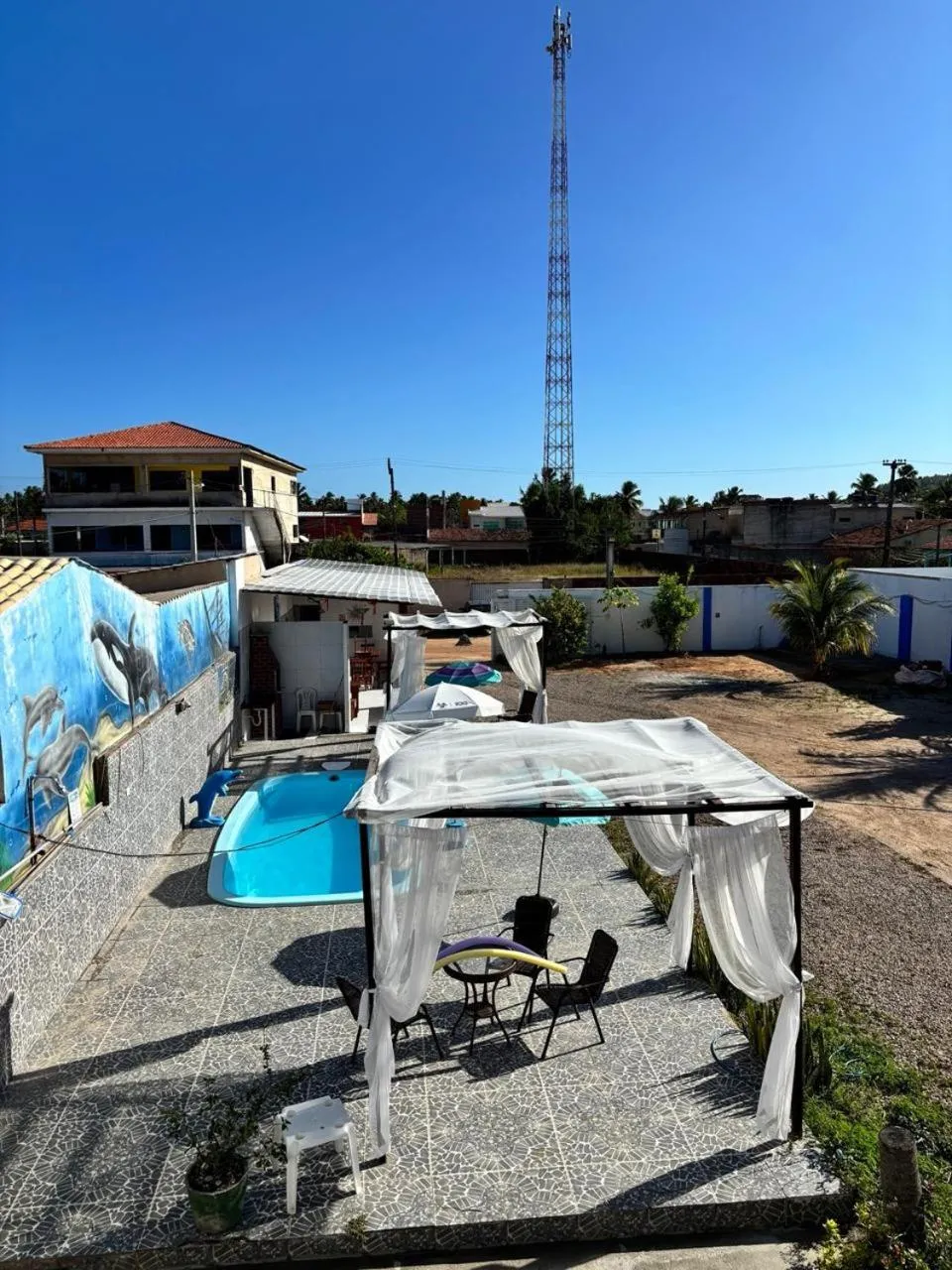 Property building in Dellas Pousada