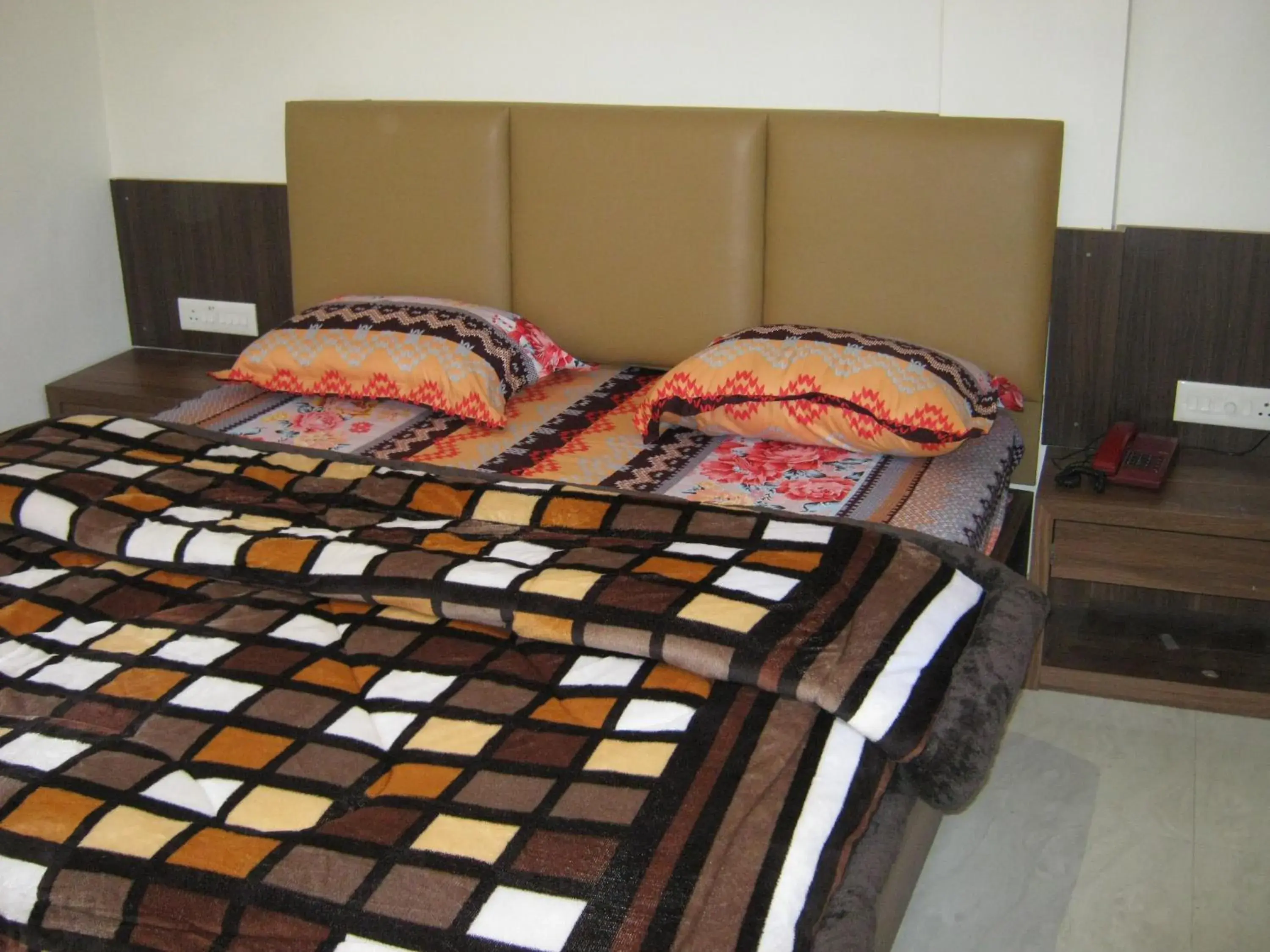 Bed in Nav Ratan Palace Bed in Nav Ratan Palace