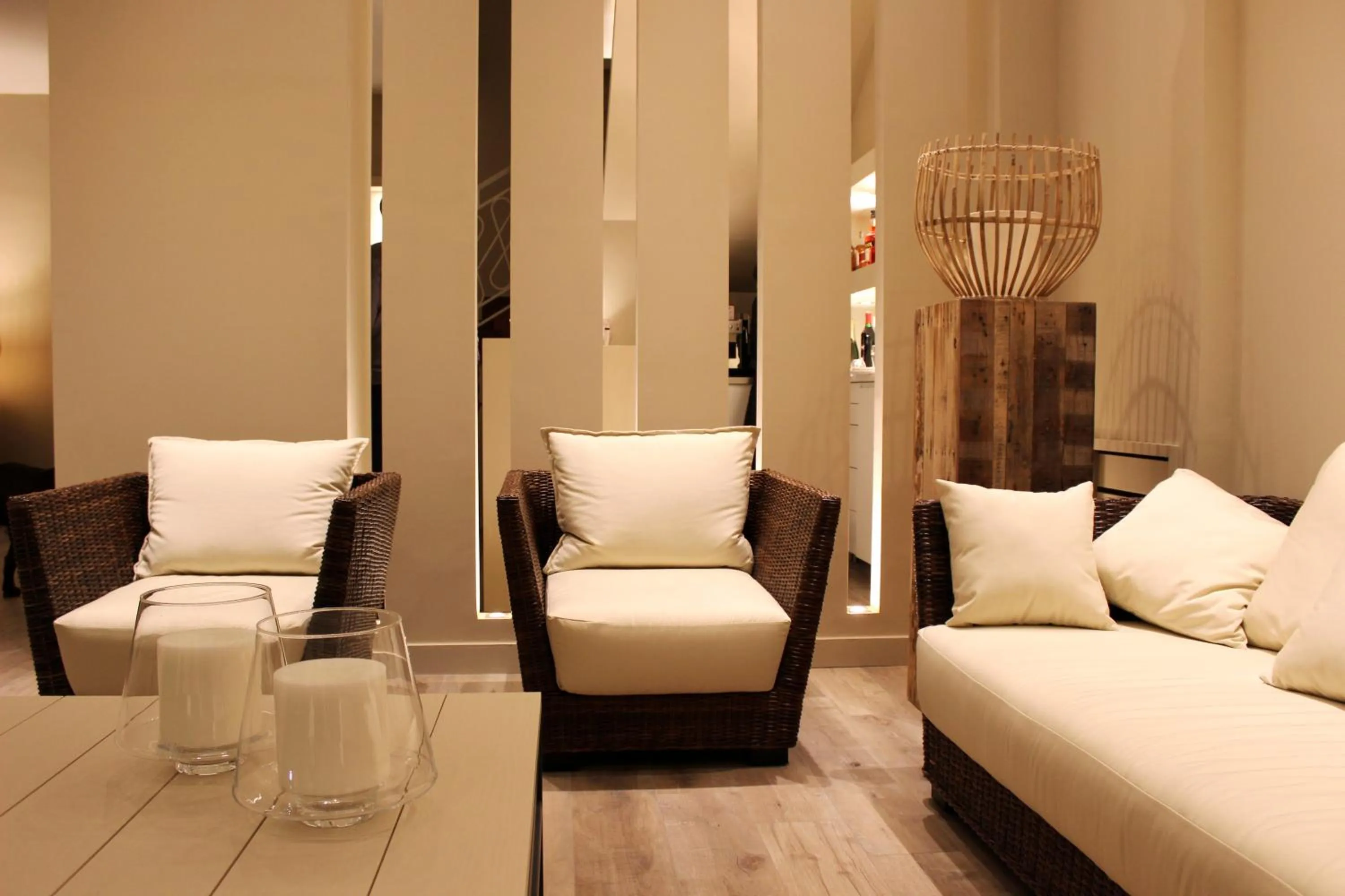 Living room, Bed in Astoria Hotel