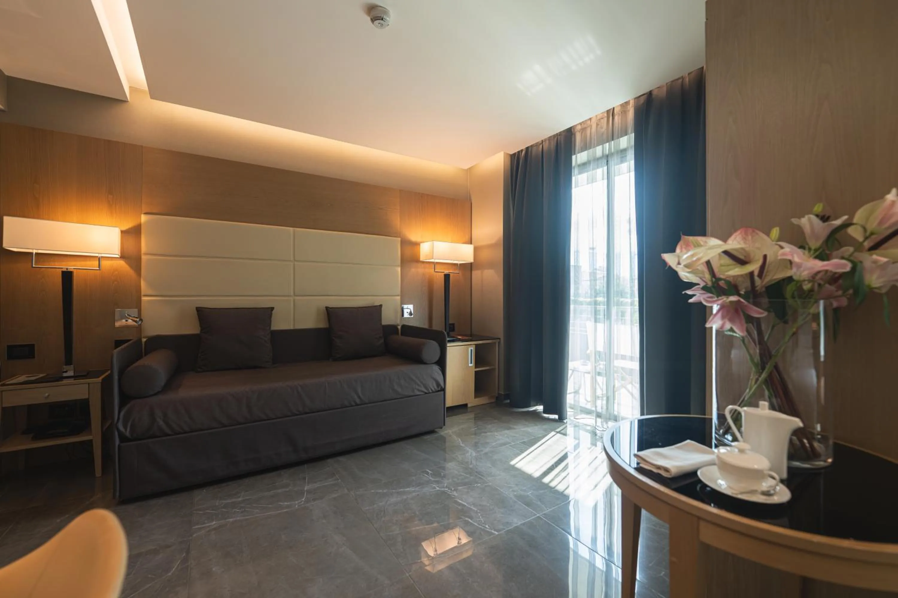 Photo of the whole room, Bed in Hotel Forum