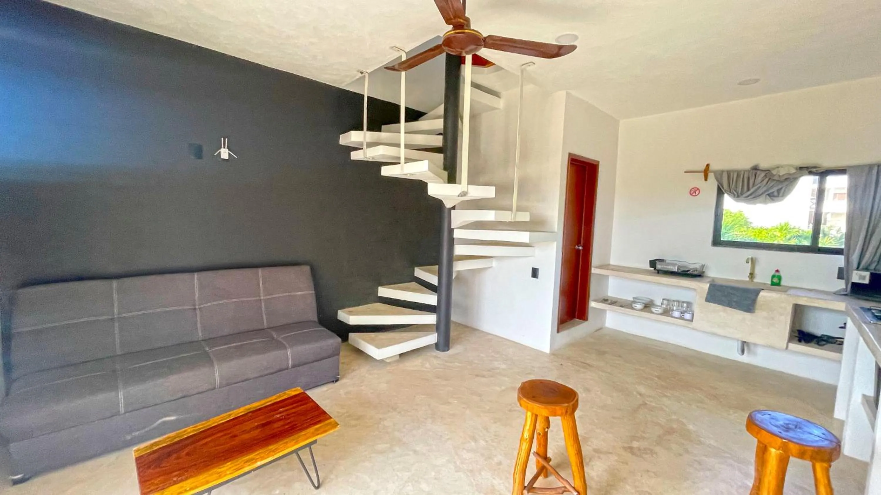 Dining area in Casa Tekio Holbox By Kin Studios