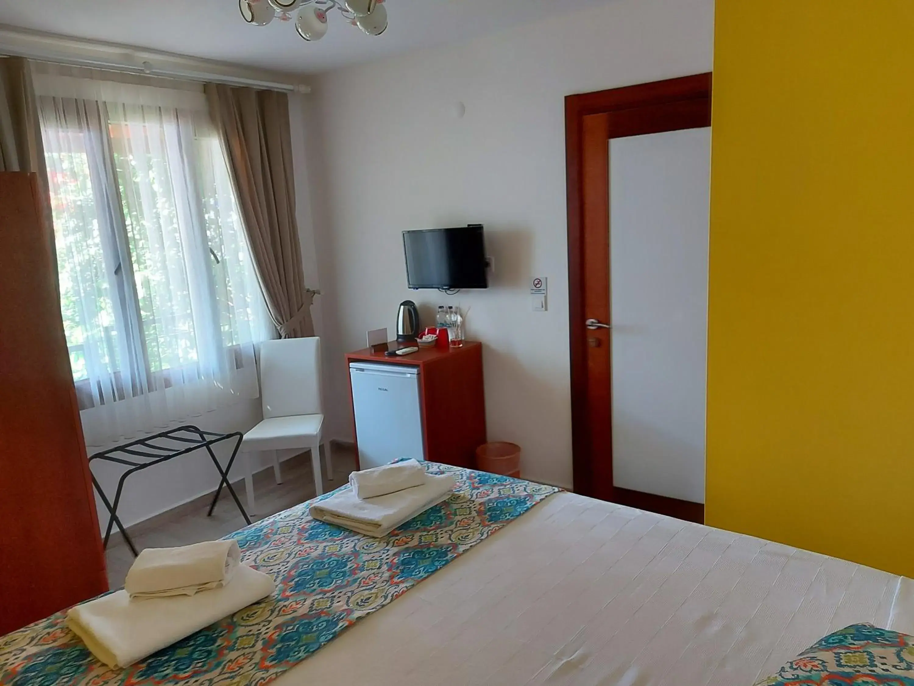 Deluxe Double or Twin Room in Eleni (L&E) Pansiyon Deluxe Double or Twin Room in Eleni (L&E) Pansiyon