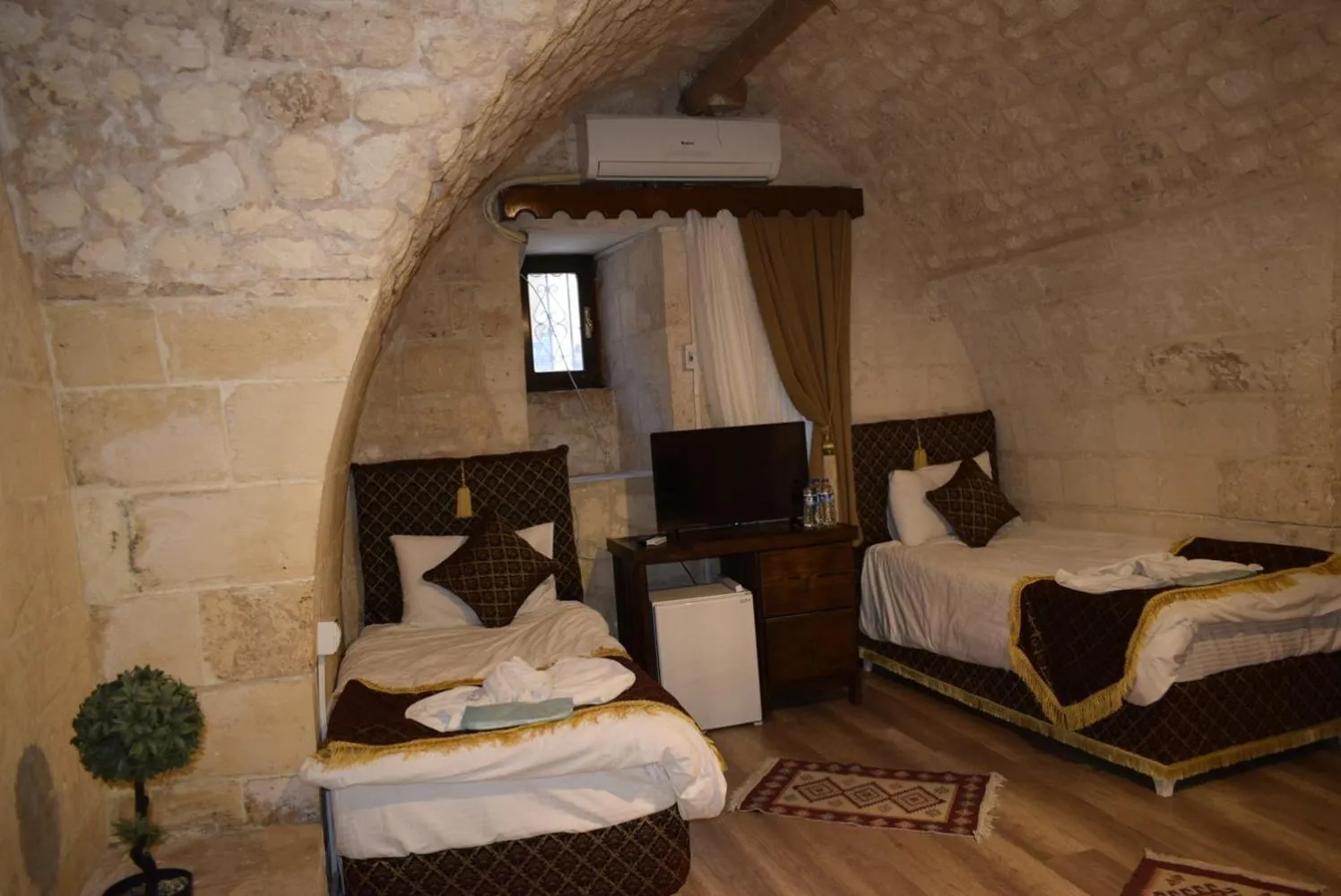 Bed in JOSELİN HOTEL