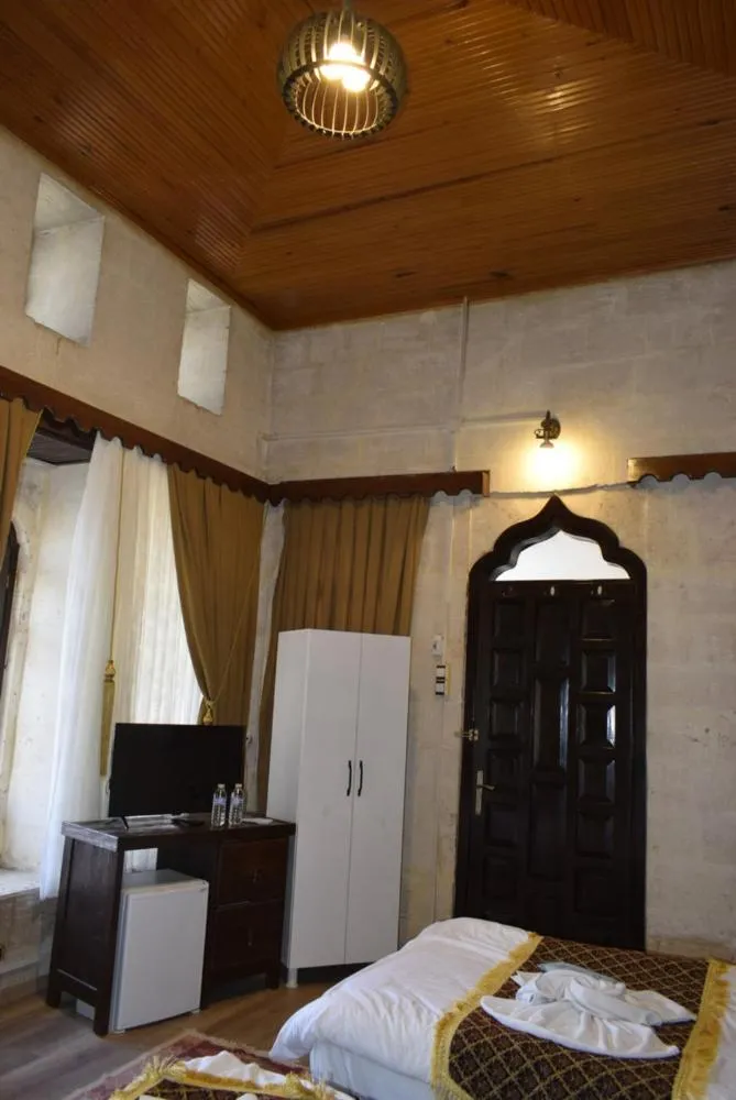 Bed in JOSELİN HOTEL