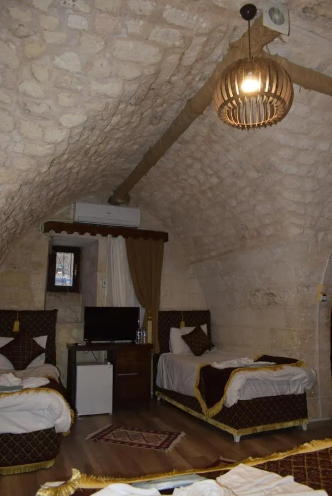 Bed in JOSELİN HOTEL