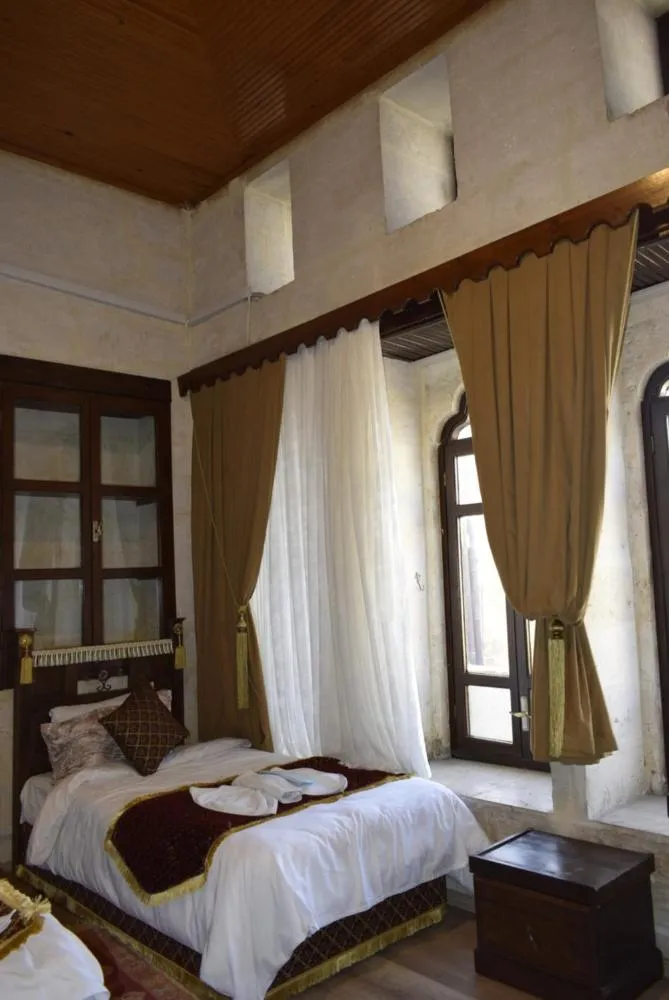 Bed in JOSELİN HOTEL