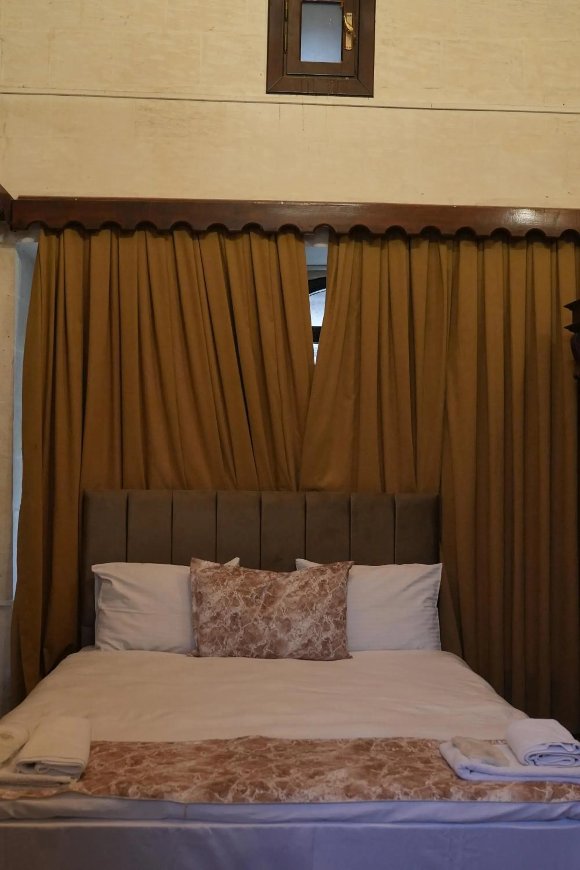 Bed in JOSELİN HOTEL