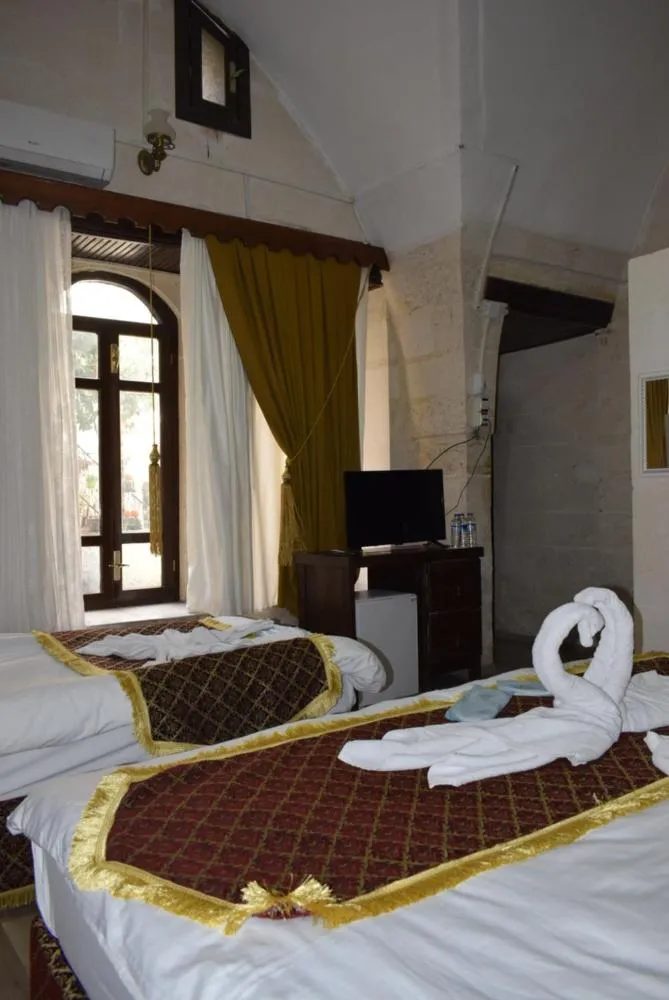 Bed in JOSELİN HOTEL