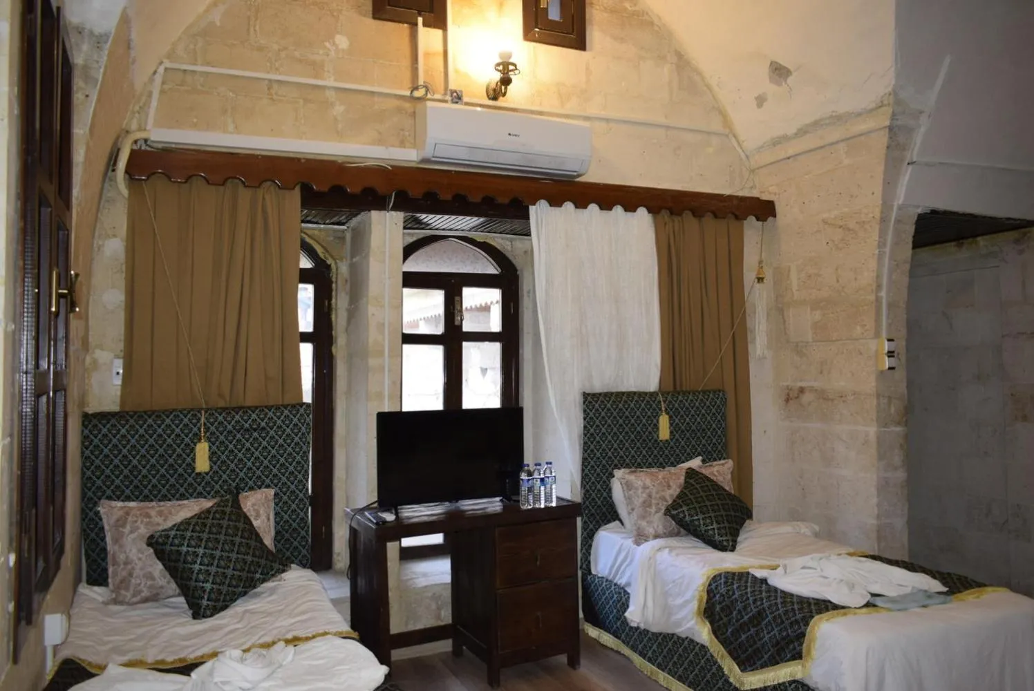 Bed in JOSELİN HOTEL