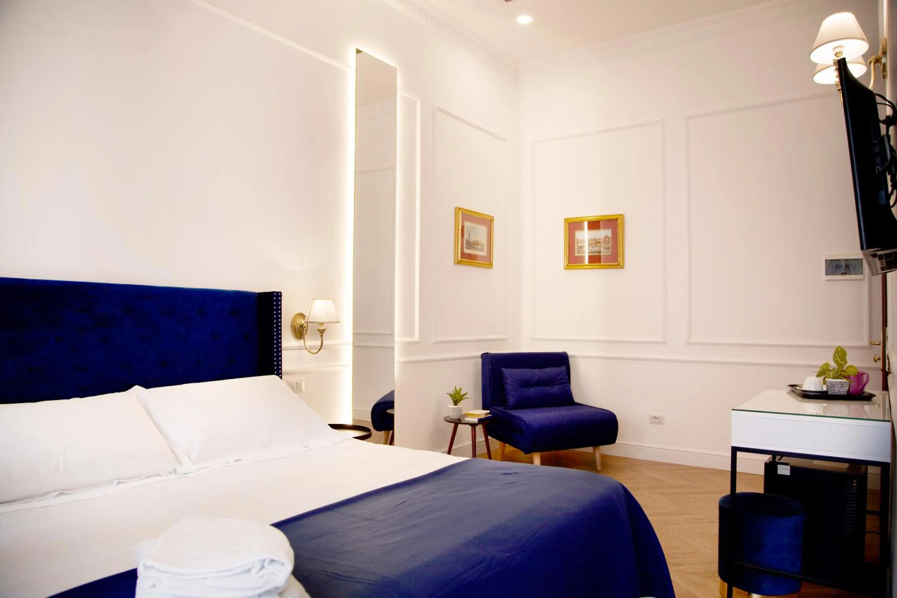 Photo of the whole room, Bed in Hotel Silva