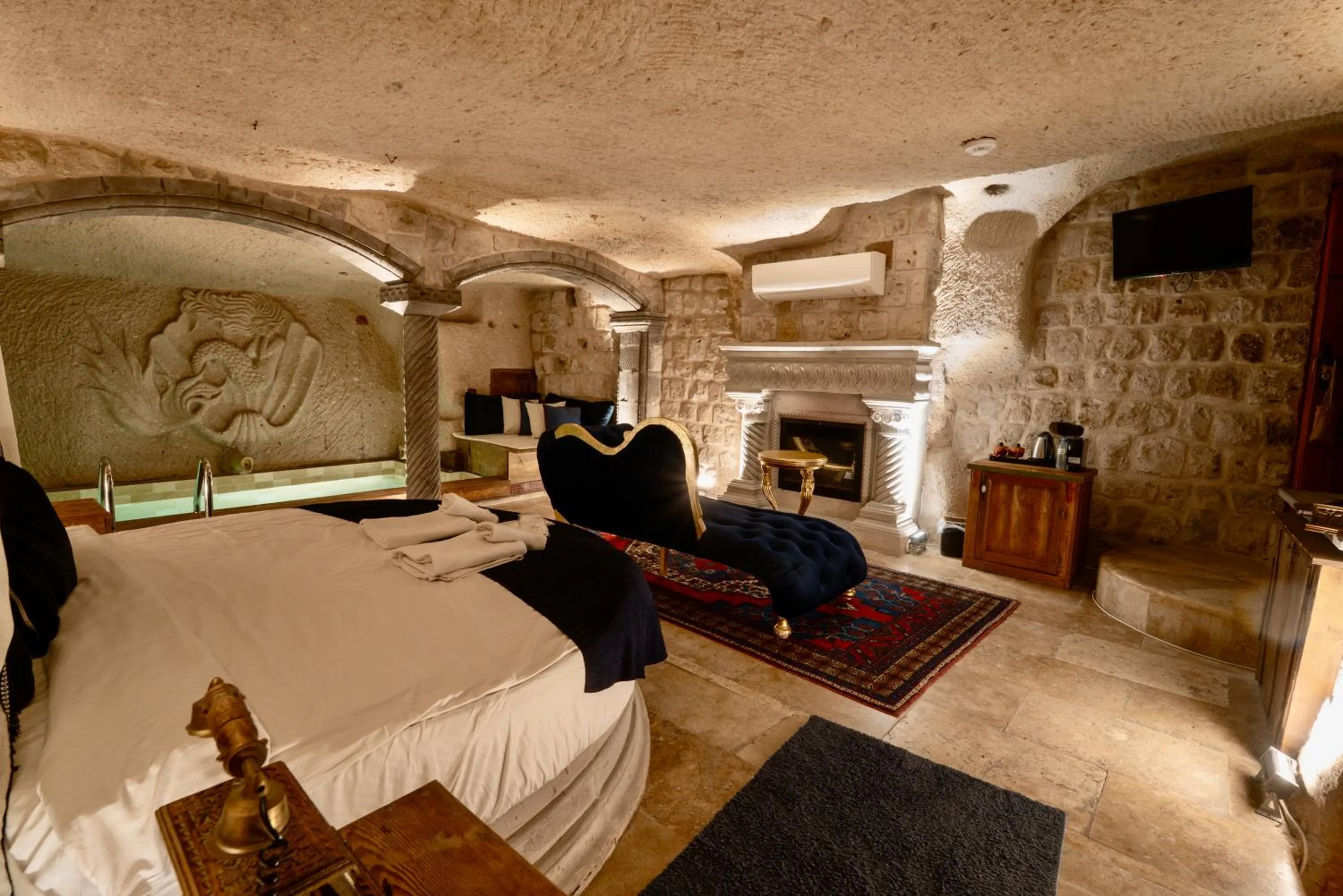 Photo of the whole room, Bed in Wish Cappadocia Love
