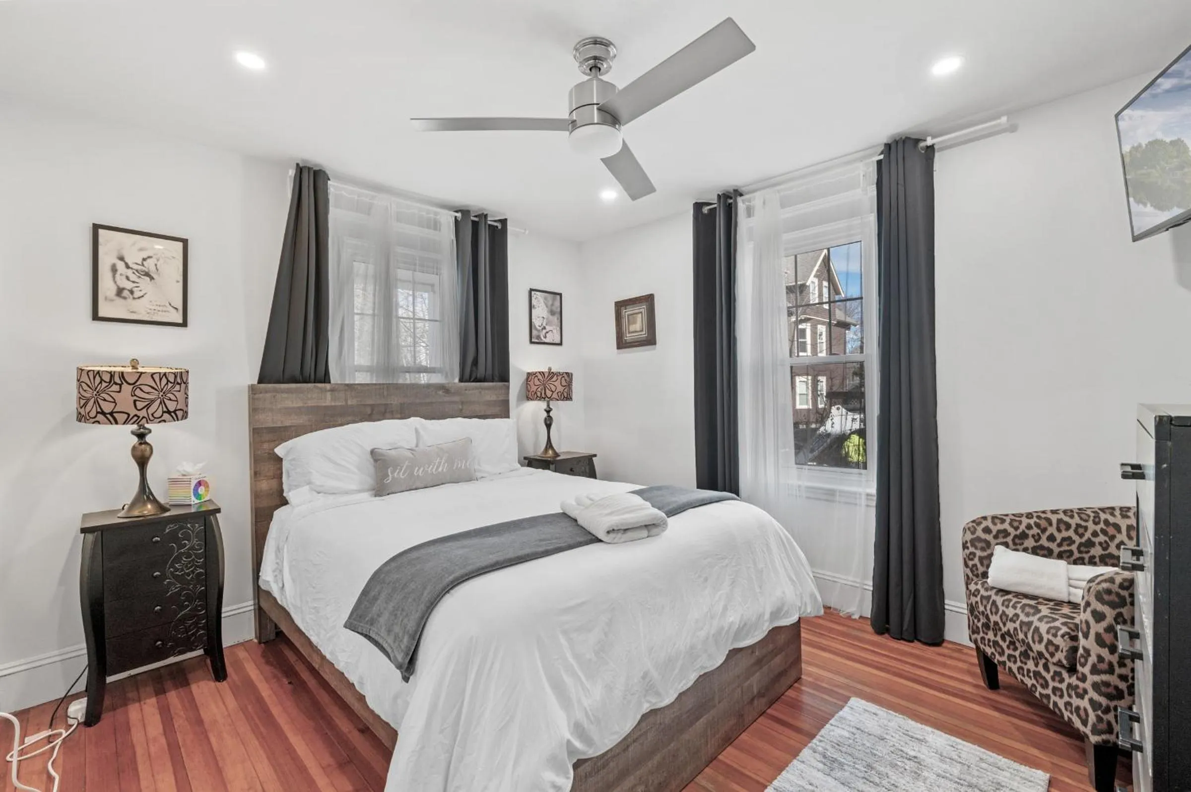 Bed in Roslindale village condos