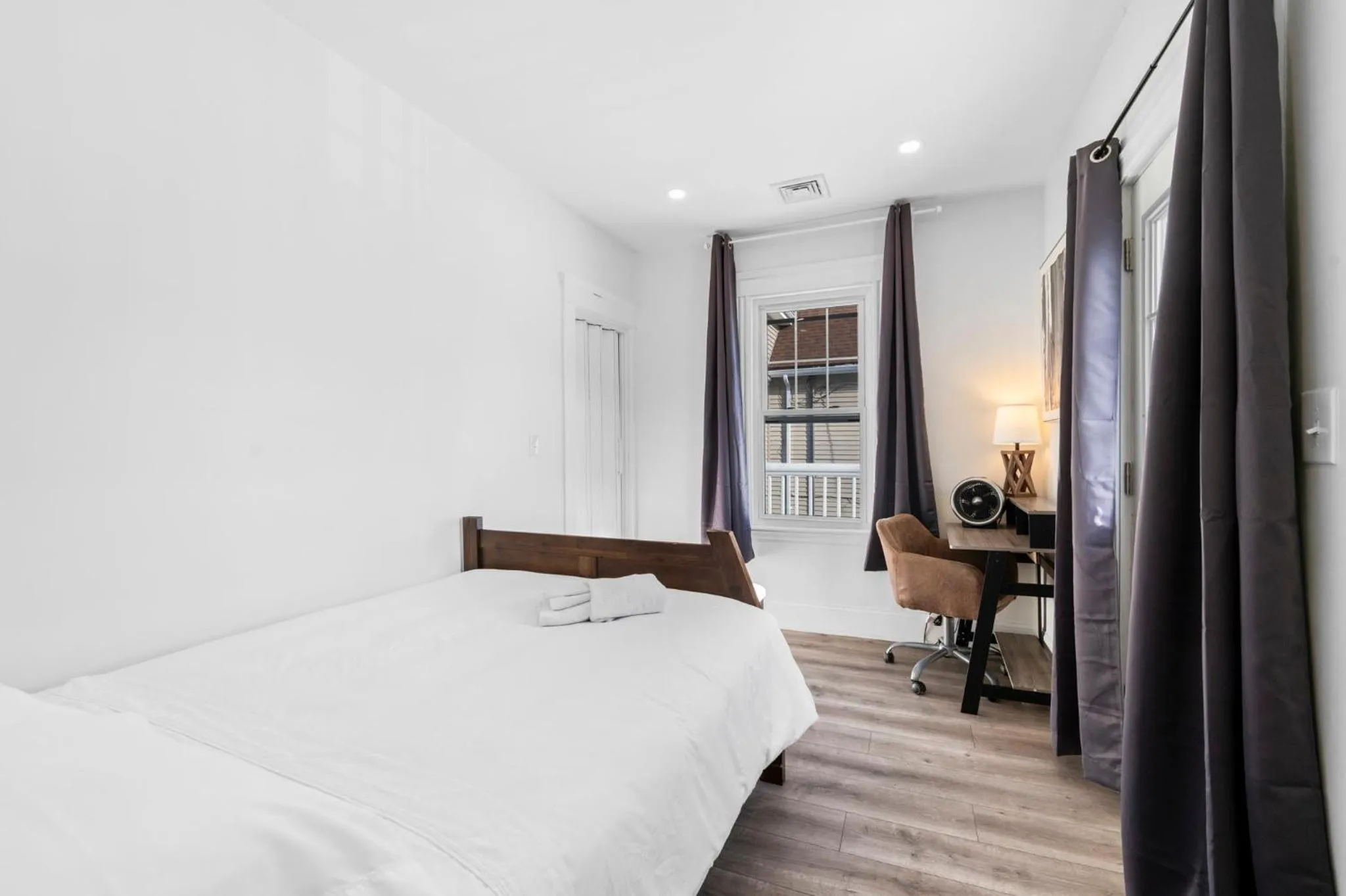 Bed in Roslindale village condos