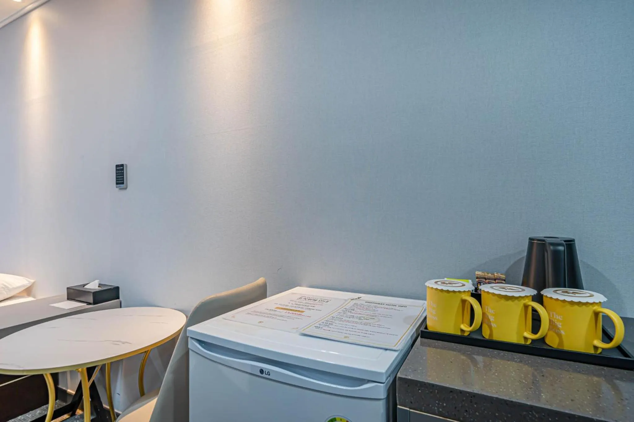 minibar in Griffinbay Hotel