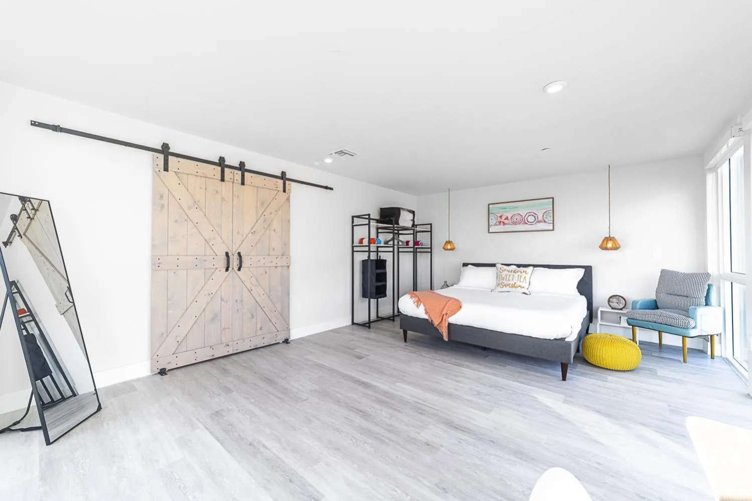 Bed in Lofts of Aventura