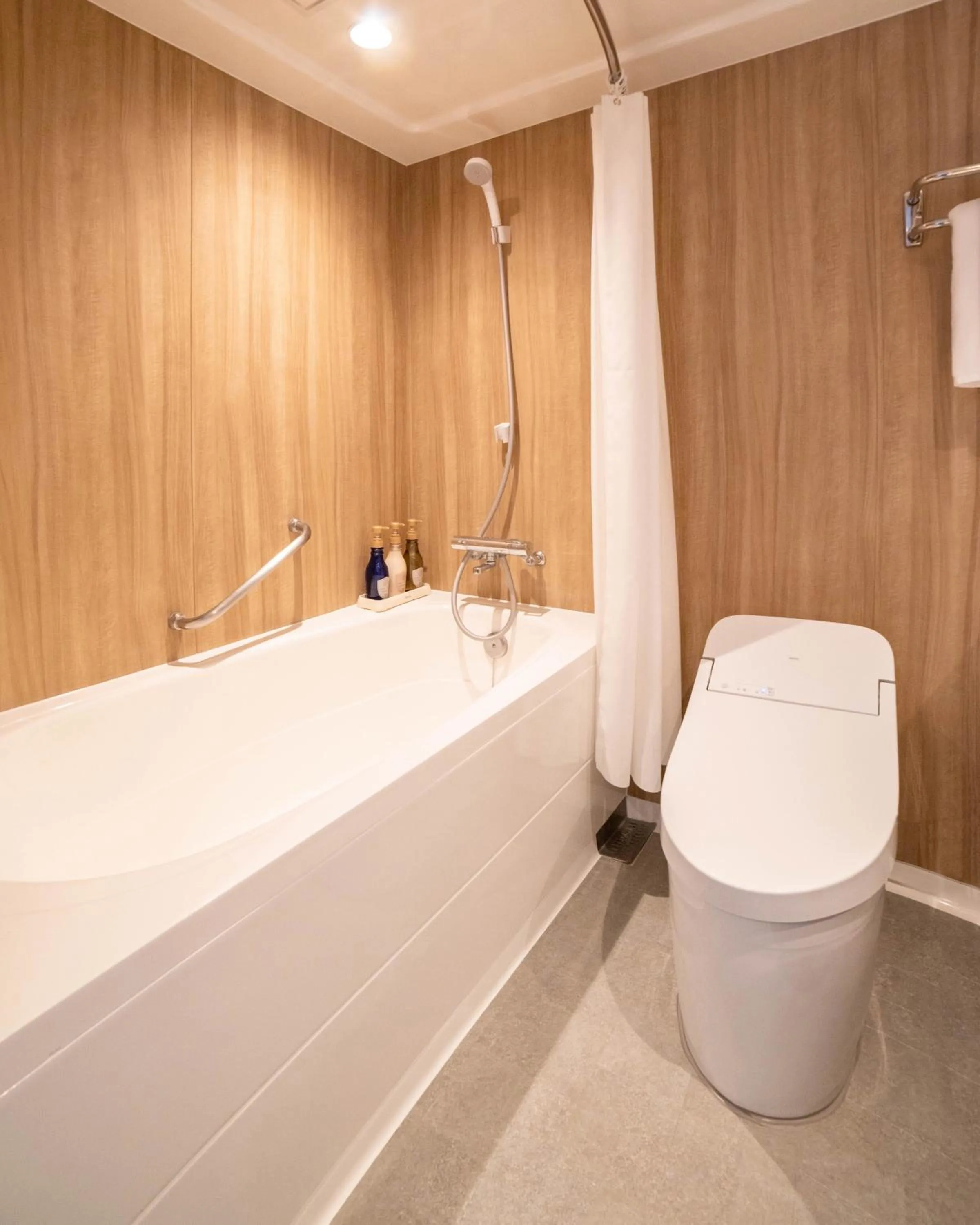 Bathroom in Watermark Hotel Okinawa Kume Island