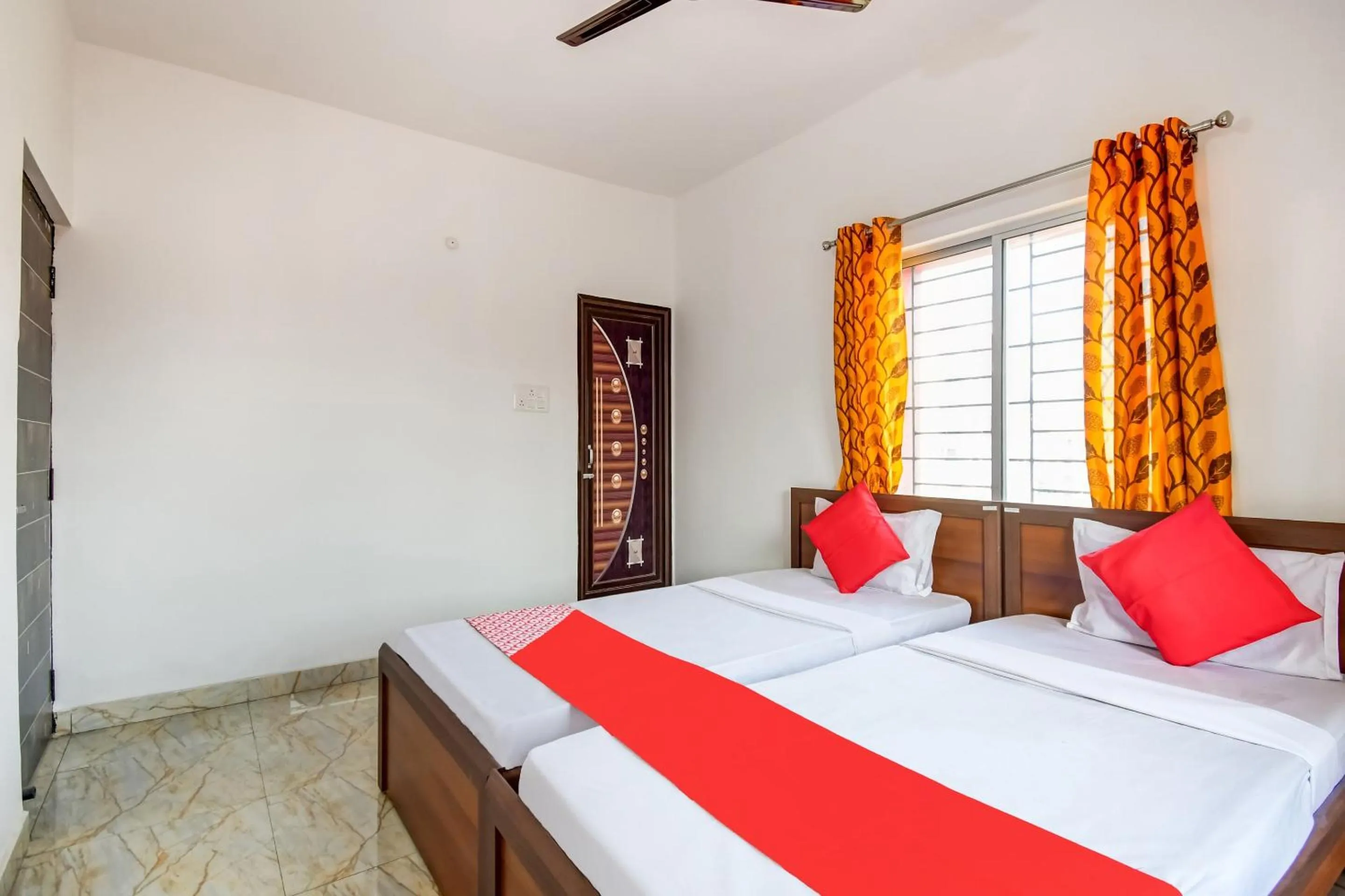 Bedroom, Bed in Hotel O Creation Premium