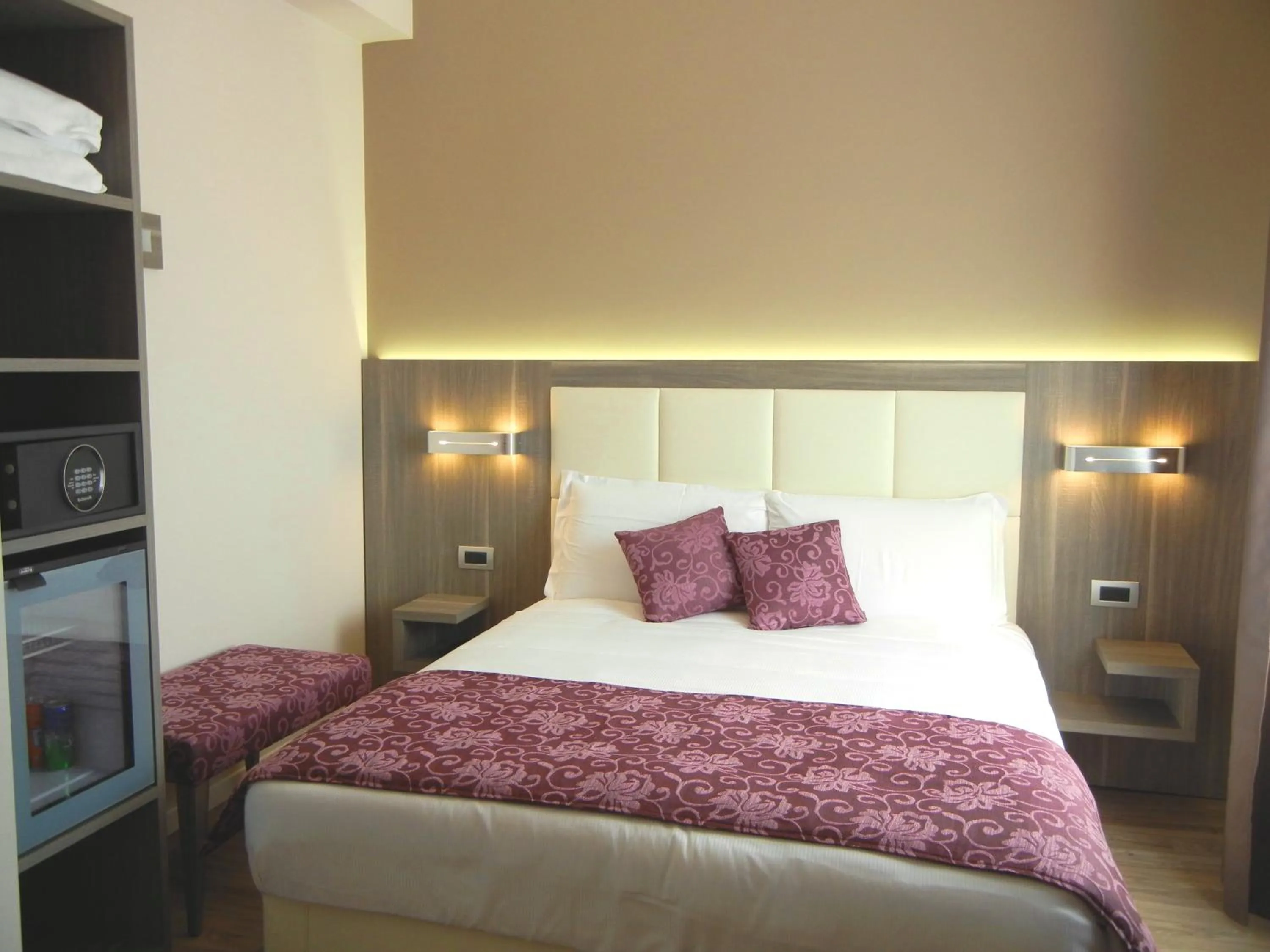 Bed in Delle Nazioni Milan Hotel