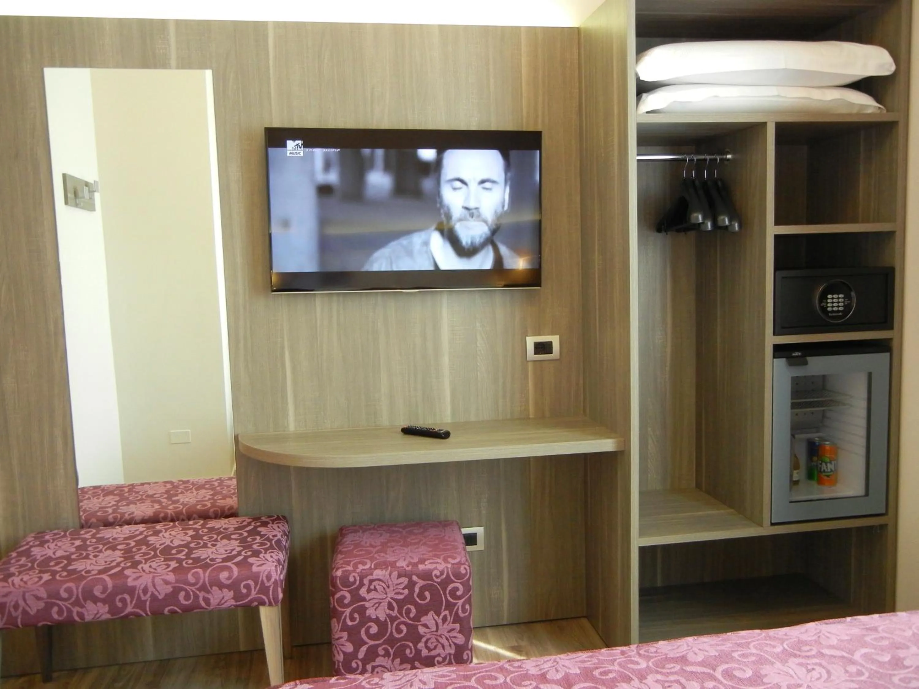 TV and multimedia in Delle Nazioni Milan Hotel