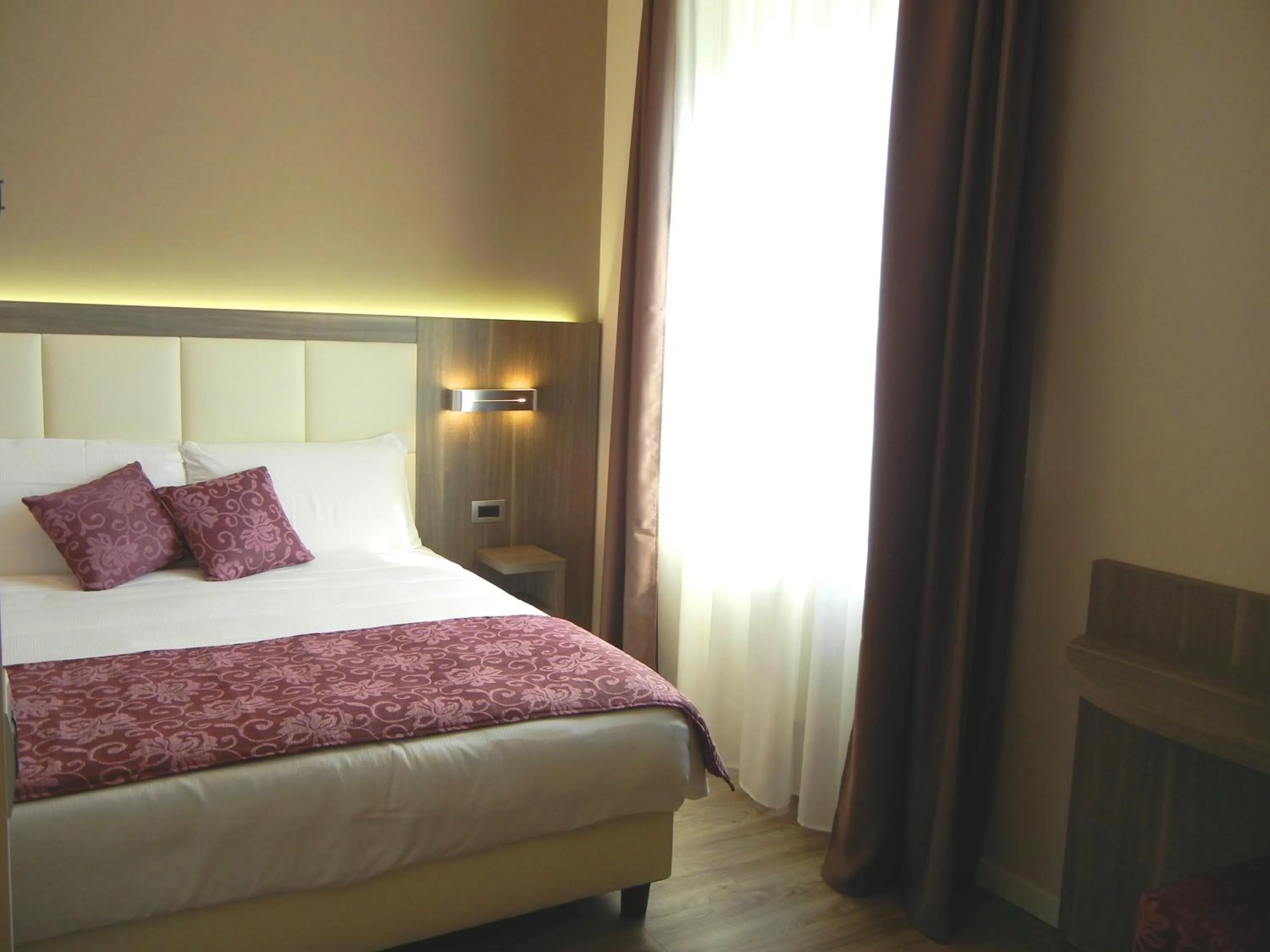 Bed in Delle Nazioni Milan Hotel