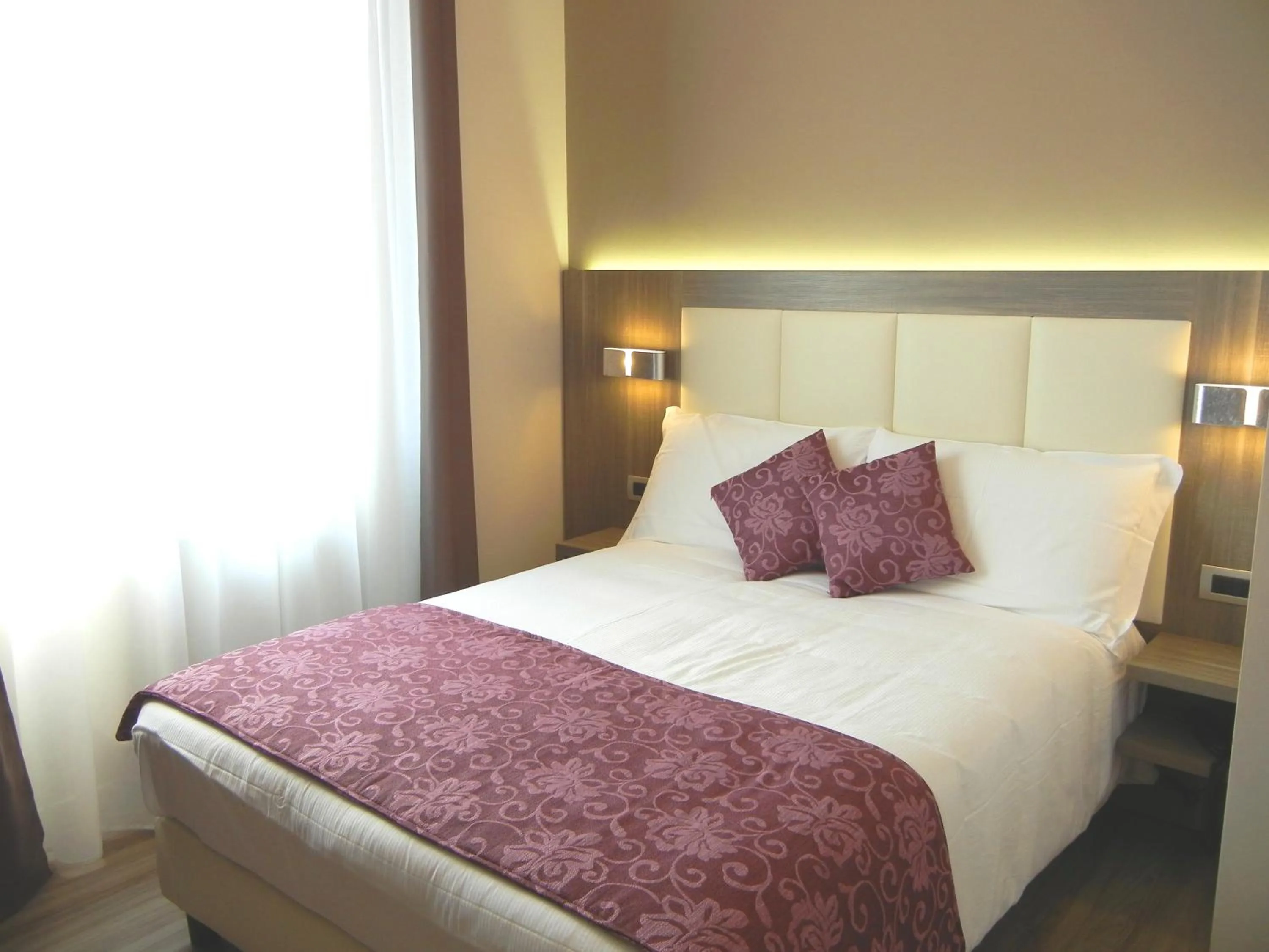 Bed in Delle Nazioni Milan Hotel