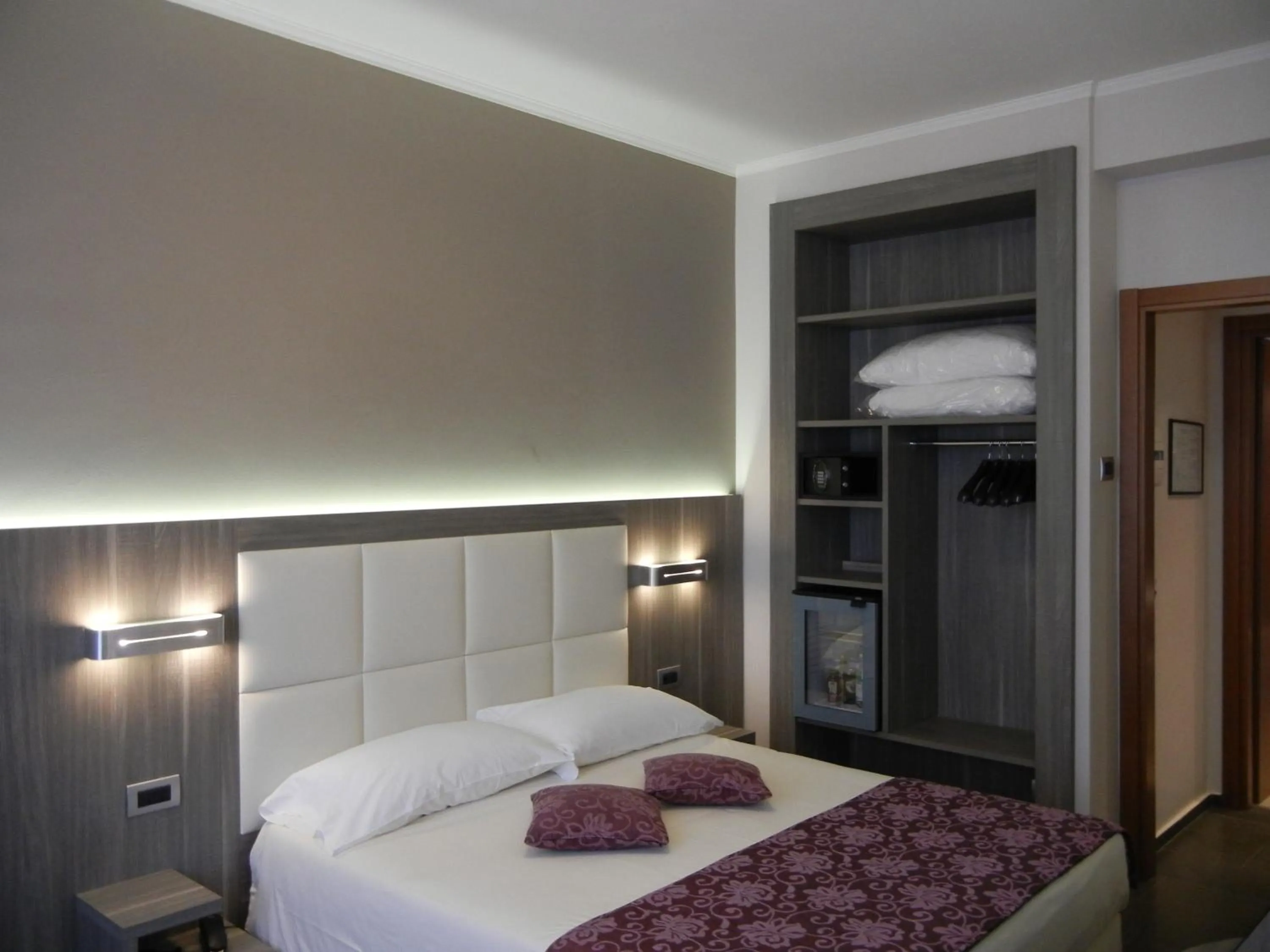 Bed in Delle Nazioni Milan Hotel