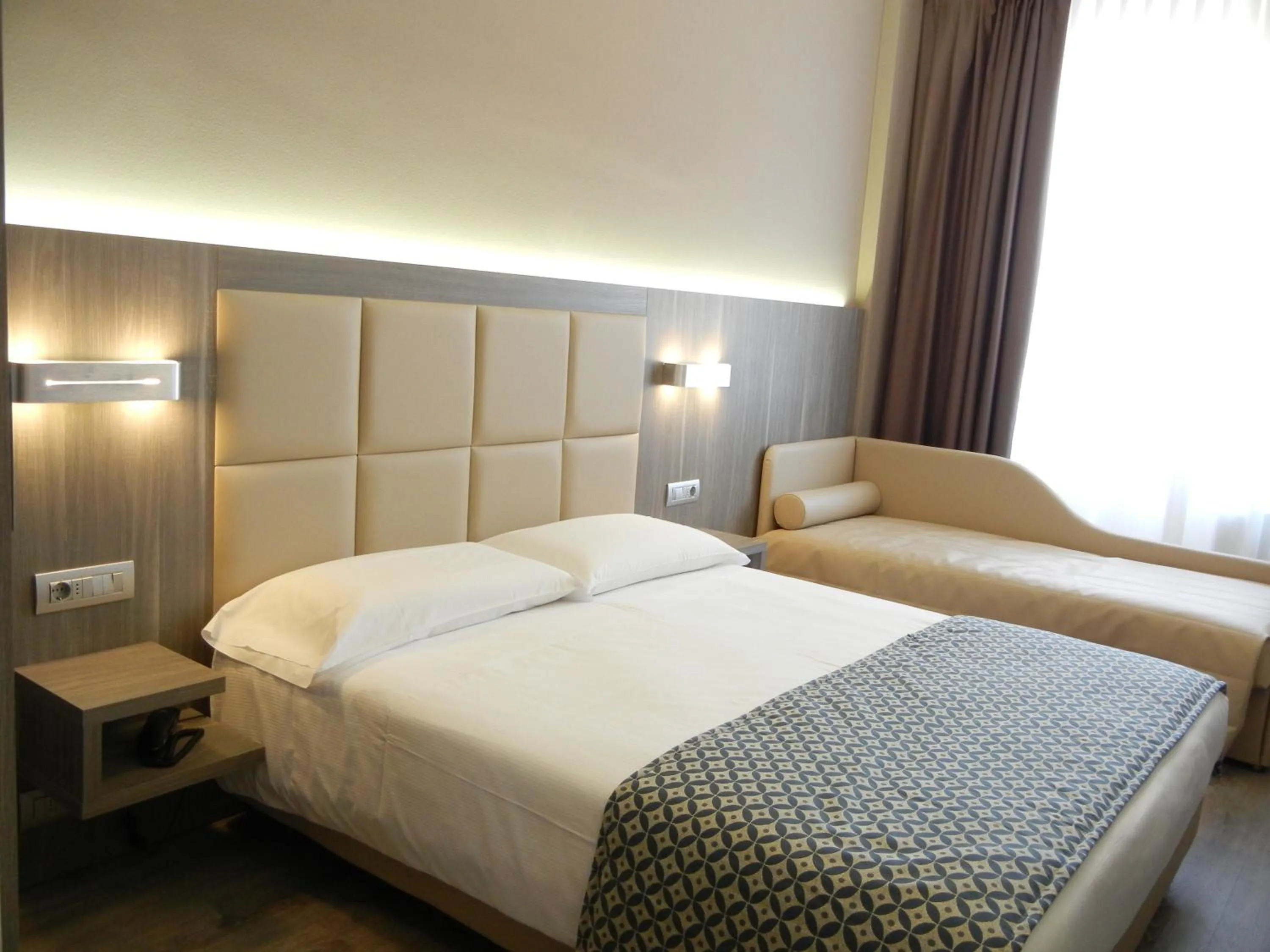 Bed in Delle Nazioni Milan Hotel