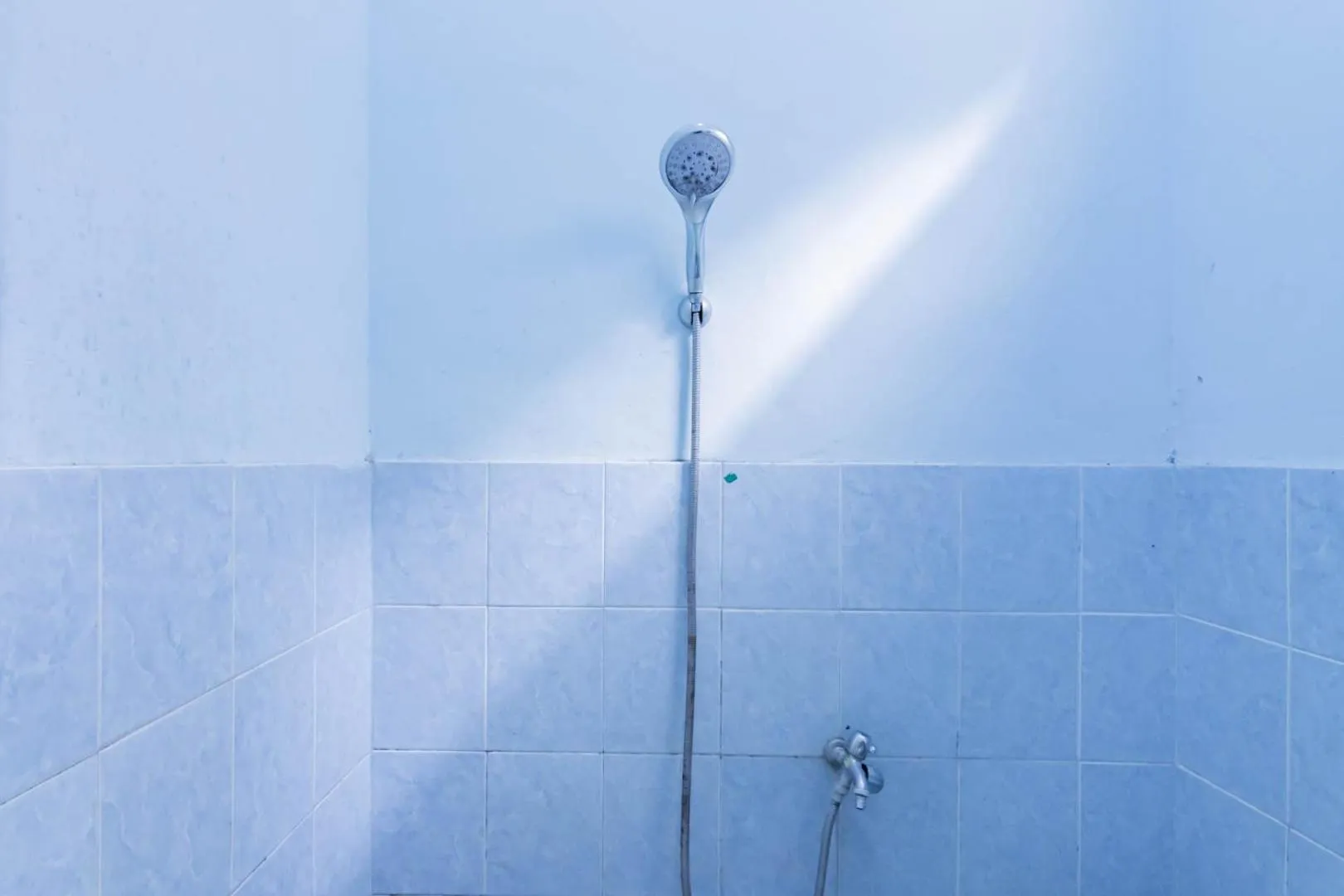 Bathroom in RedDoorz near Tugu Pramuka Cianjur