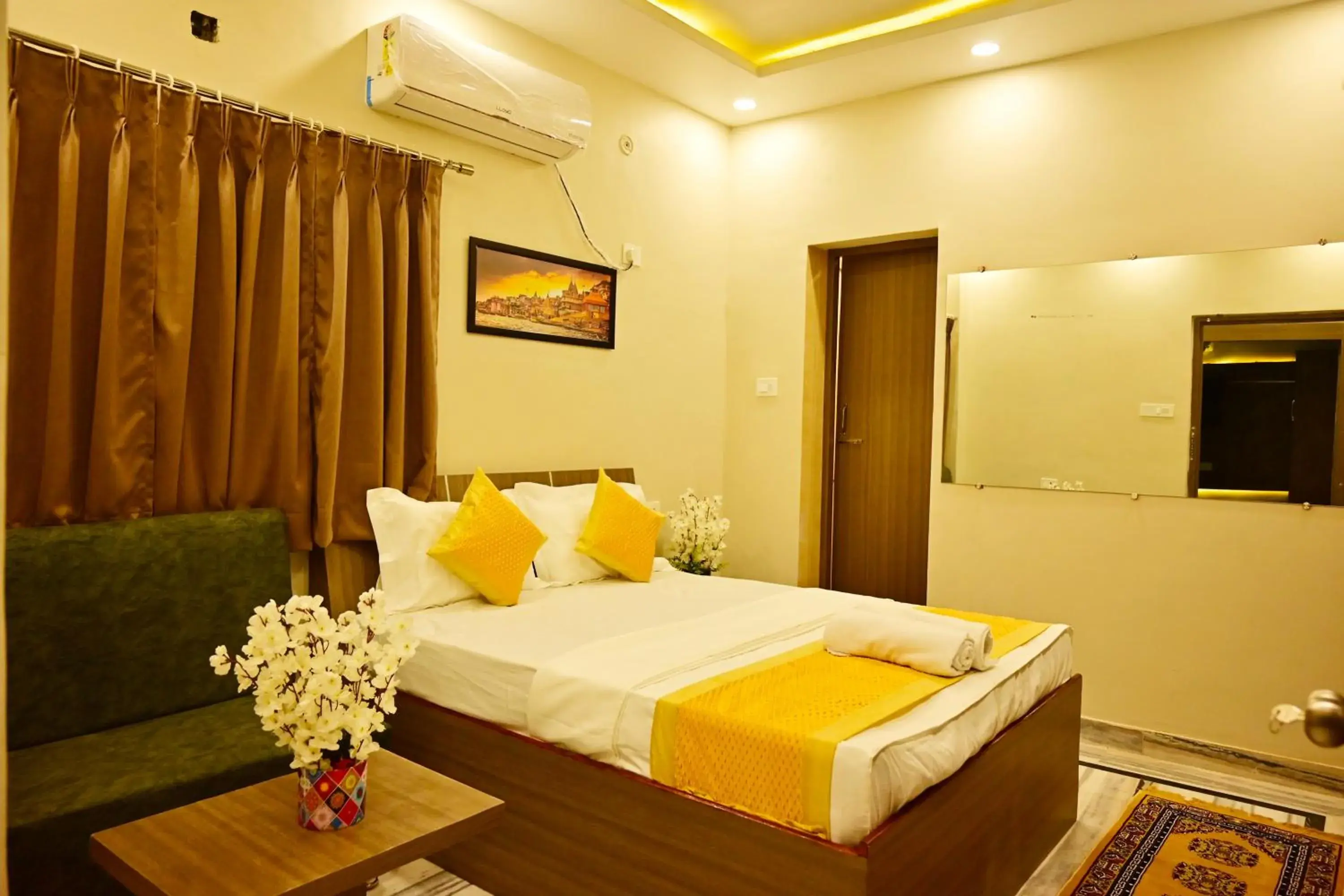 Bed in Bluebells Varanasi Bed in Bluebells Varanasi