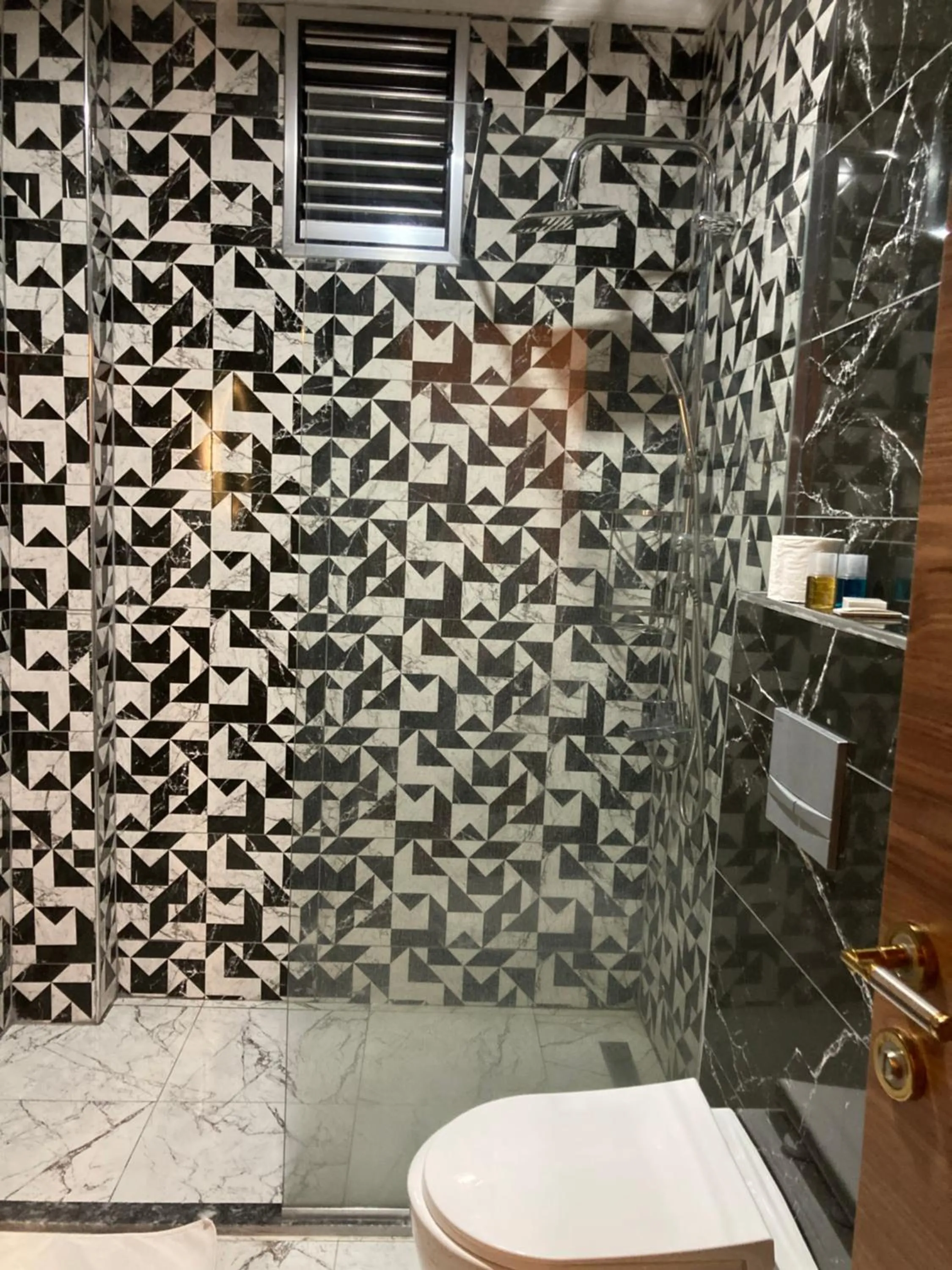 Apartment with Balcony in Ulusoy Old Cıty