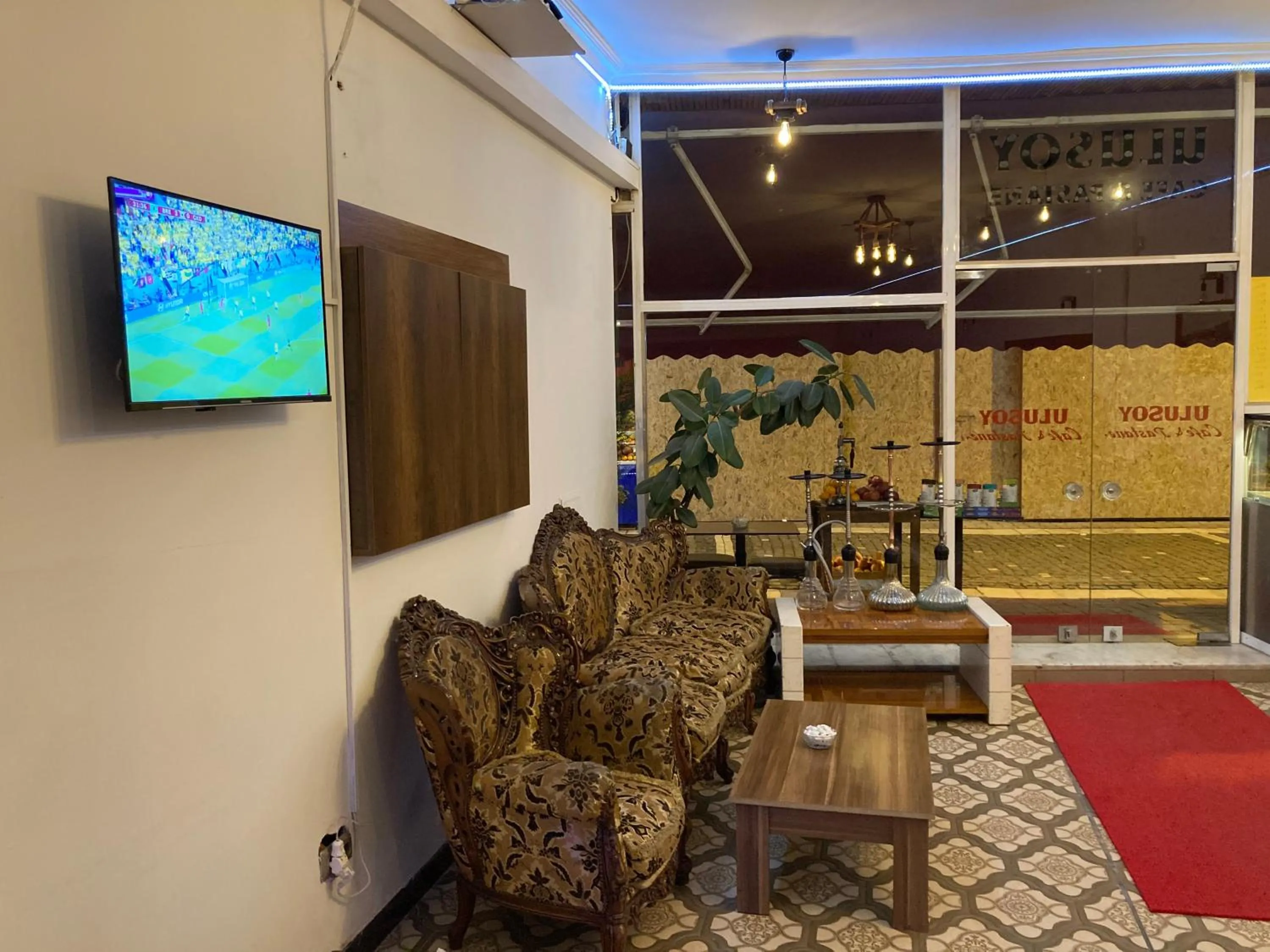 Communal lounge/ TV room in Ulusoy Old Cıty