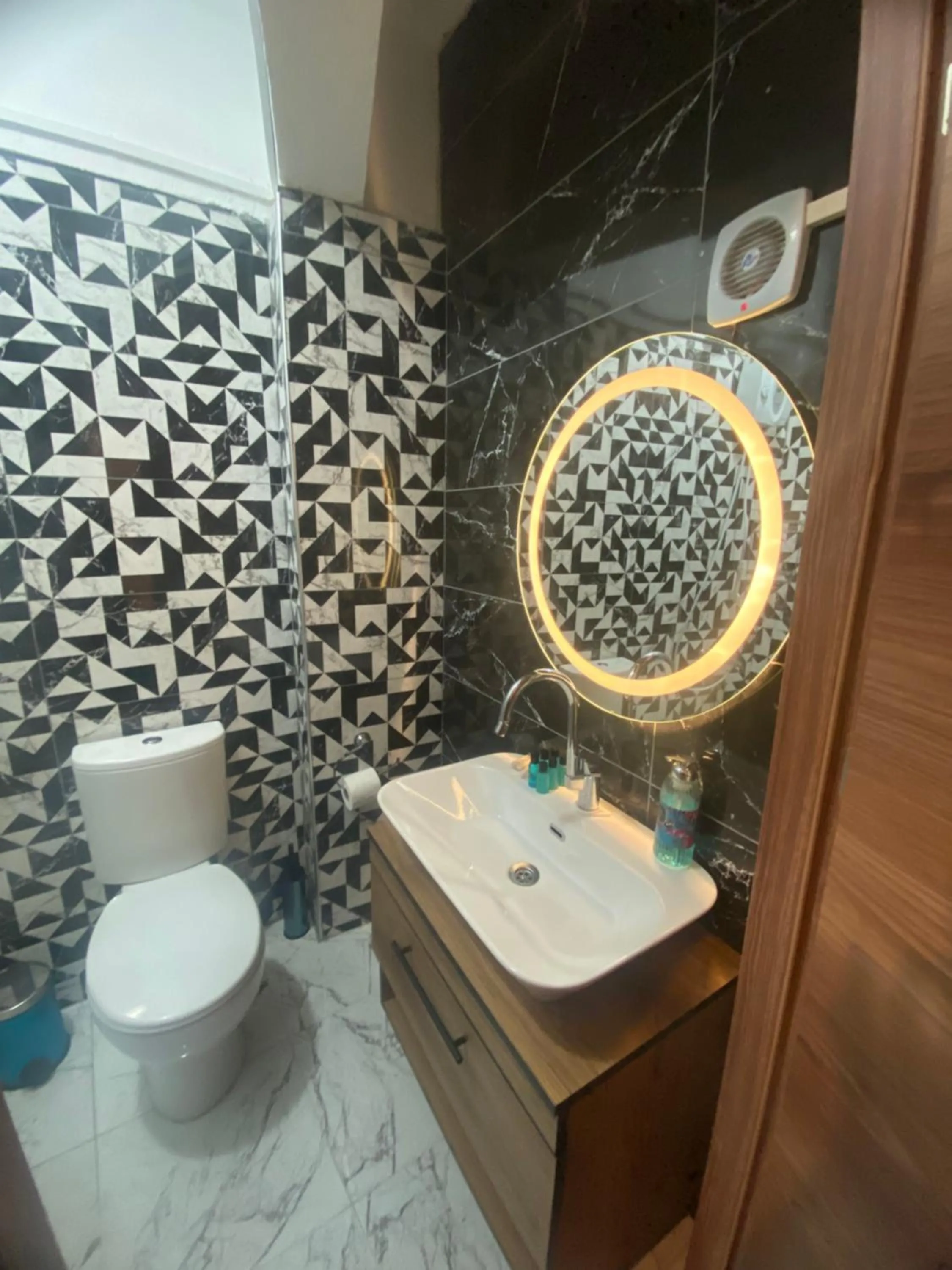 Shower in Ulusoy Old Cıty