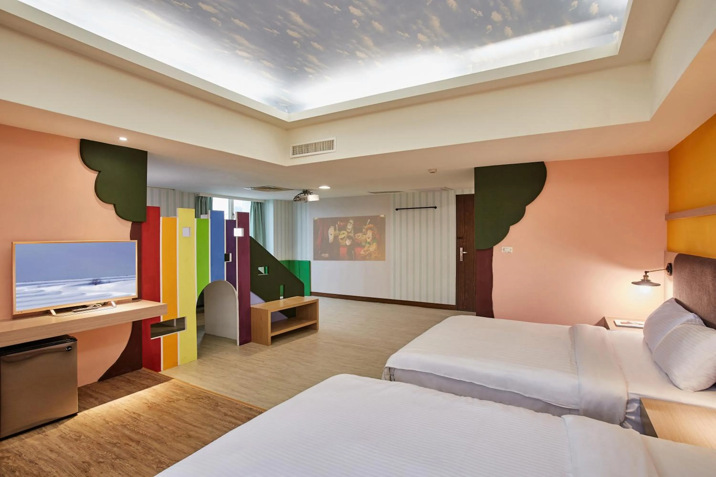 Photo of the whole room, Bed in Kenting City Gate Hotel