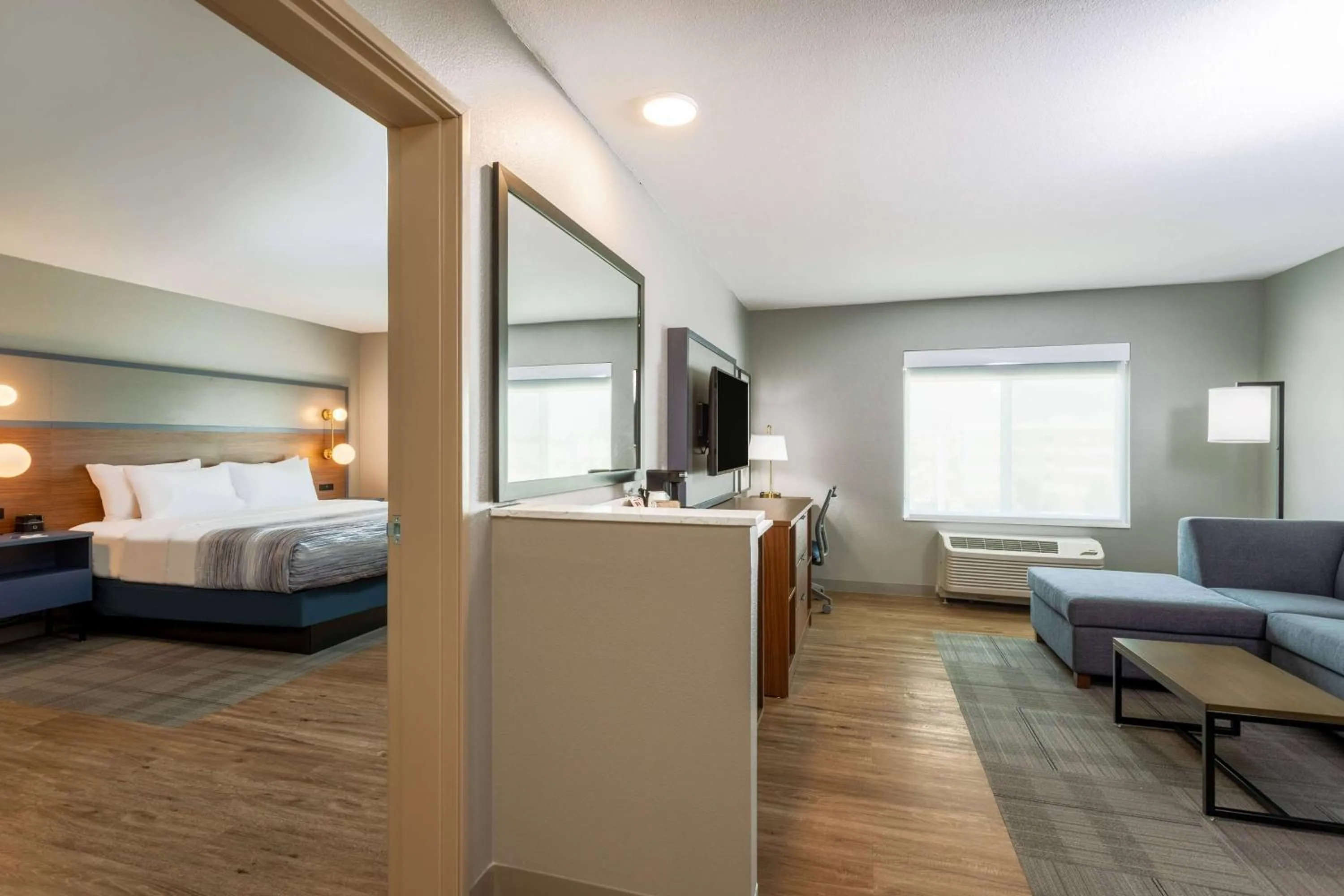 Photo of the whole room, Bed in AmericInn by Wyndham San Angelo