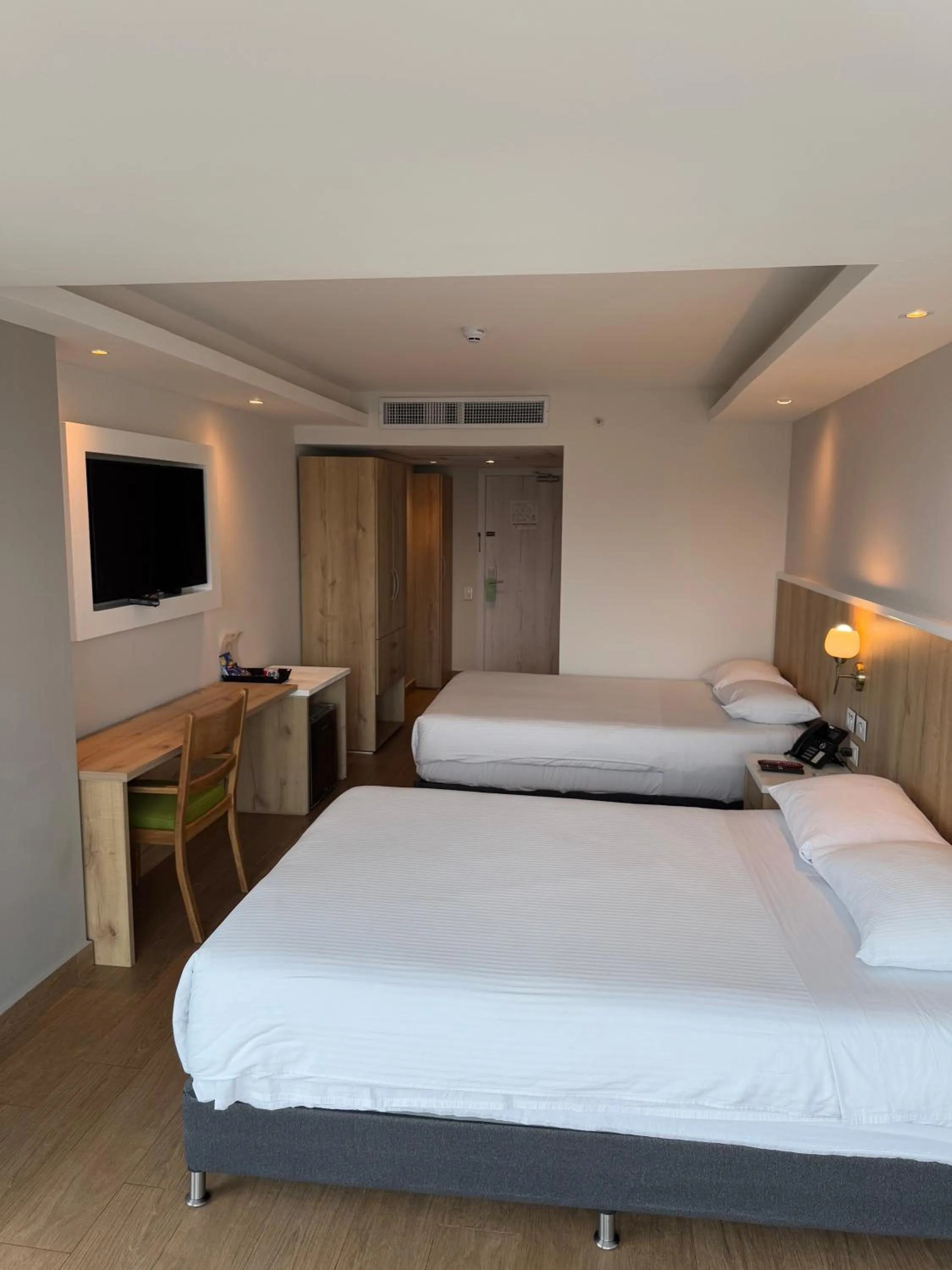 Bed in Wyndham Garden Cartagena