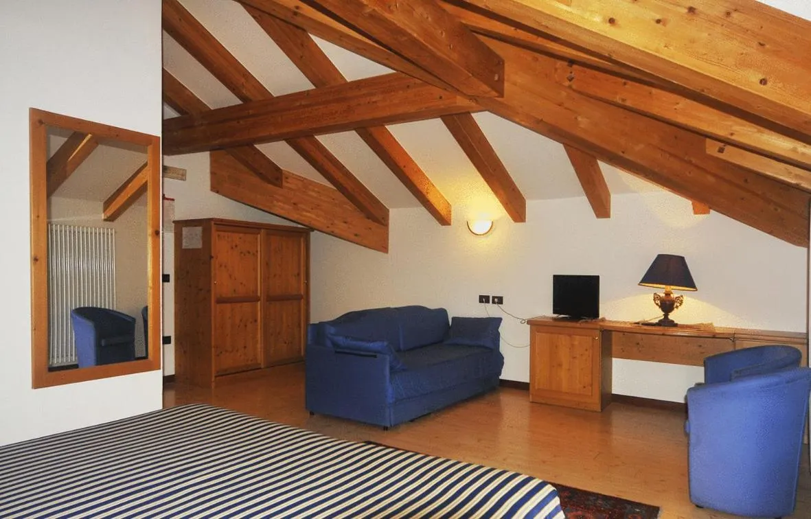 TV and multimedia in Hotel Dolomiti