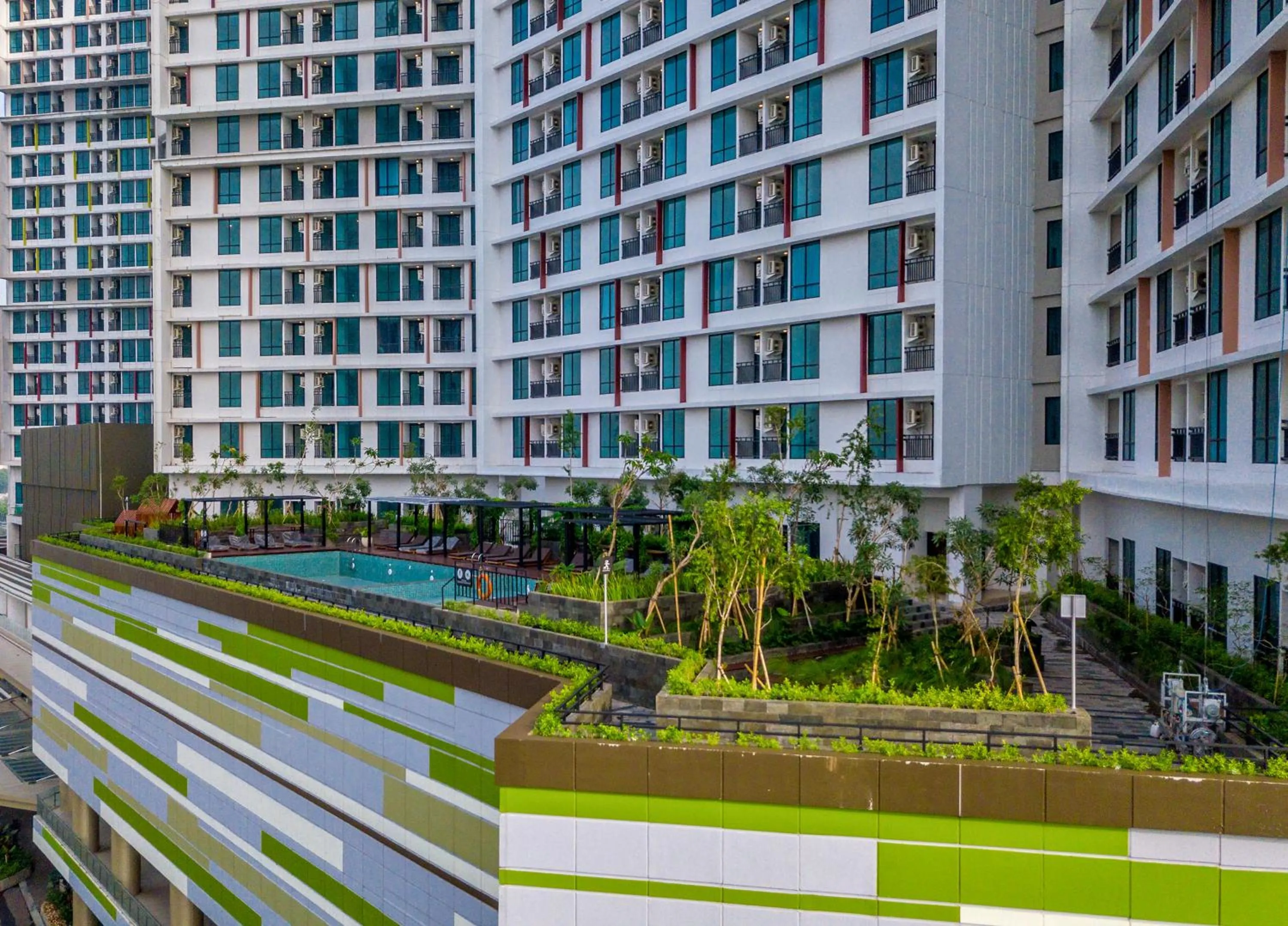 Garden in StayG Eastern Green by GranDhika - Bekasi