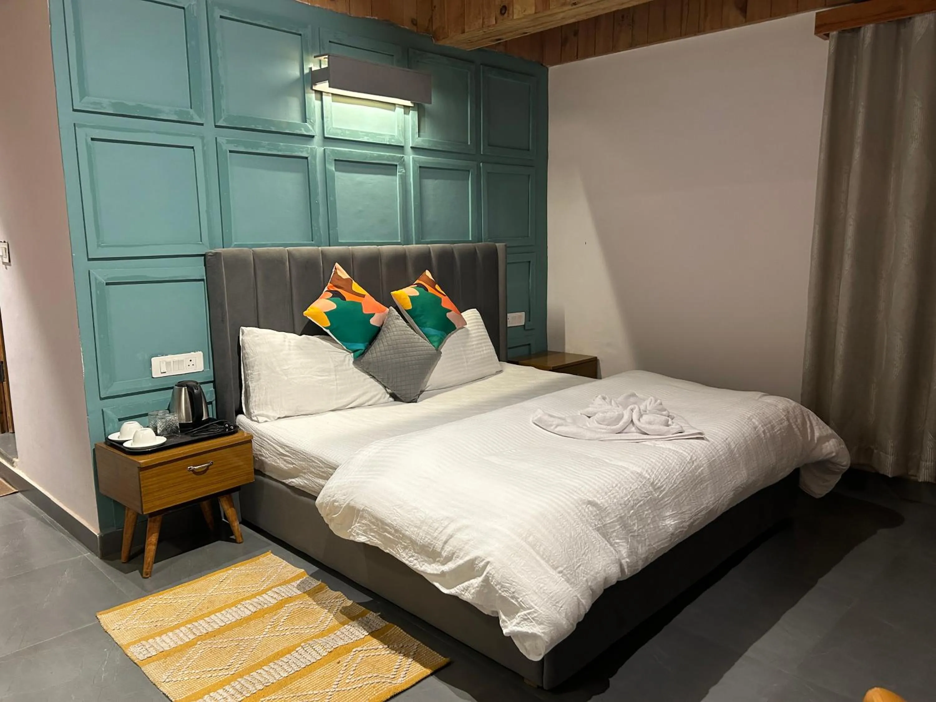 Bed in Peppy Nomads Luxuria