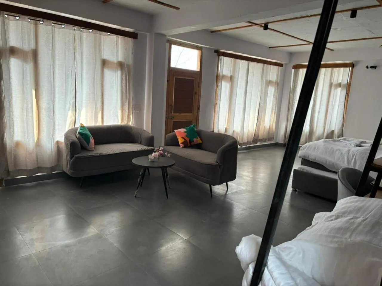 Living room, Bed in Peppy Nomads Luxuria