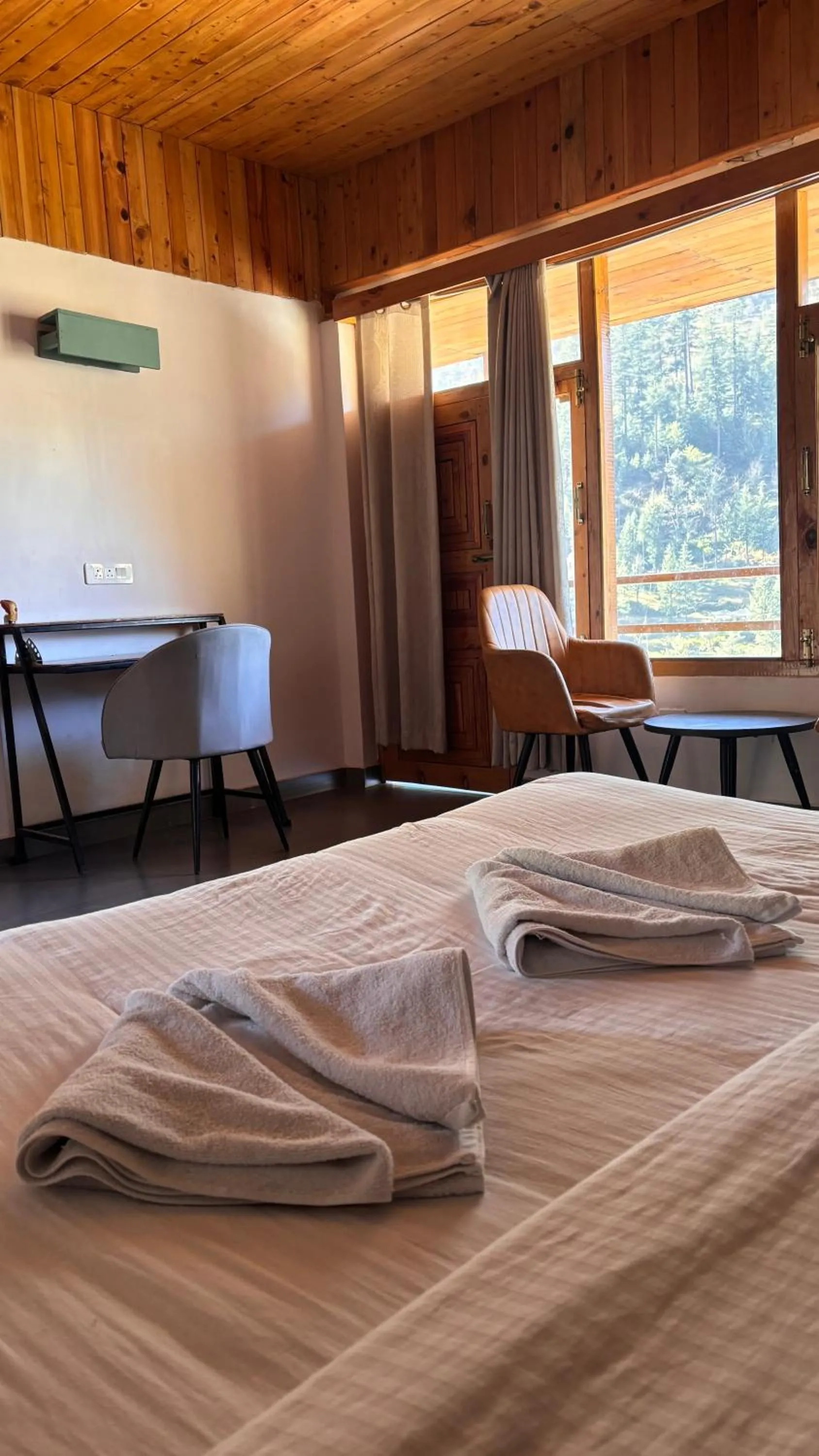 Bed in Peppy Nomads Luxuria