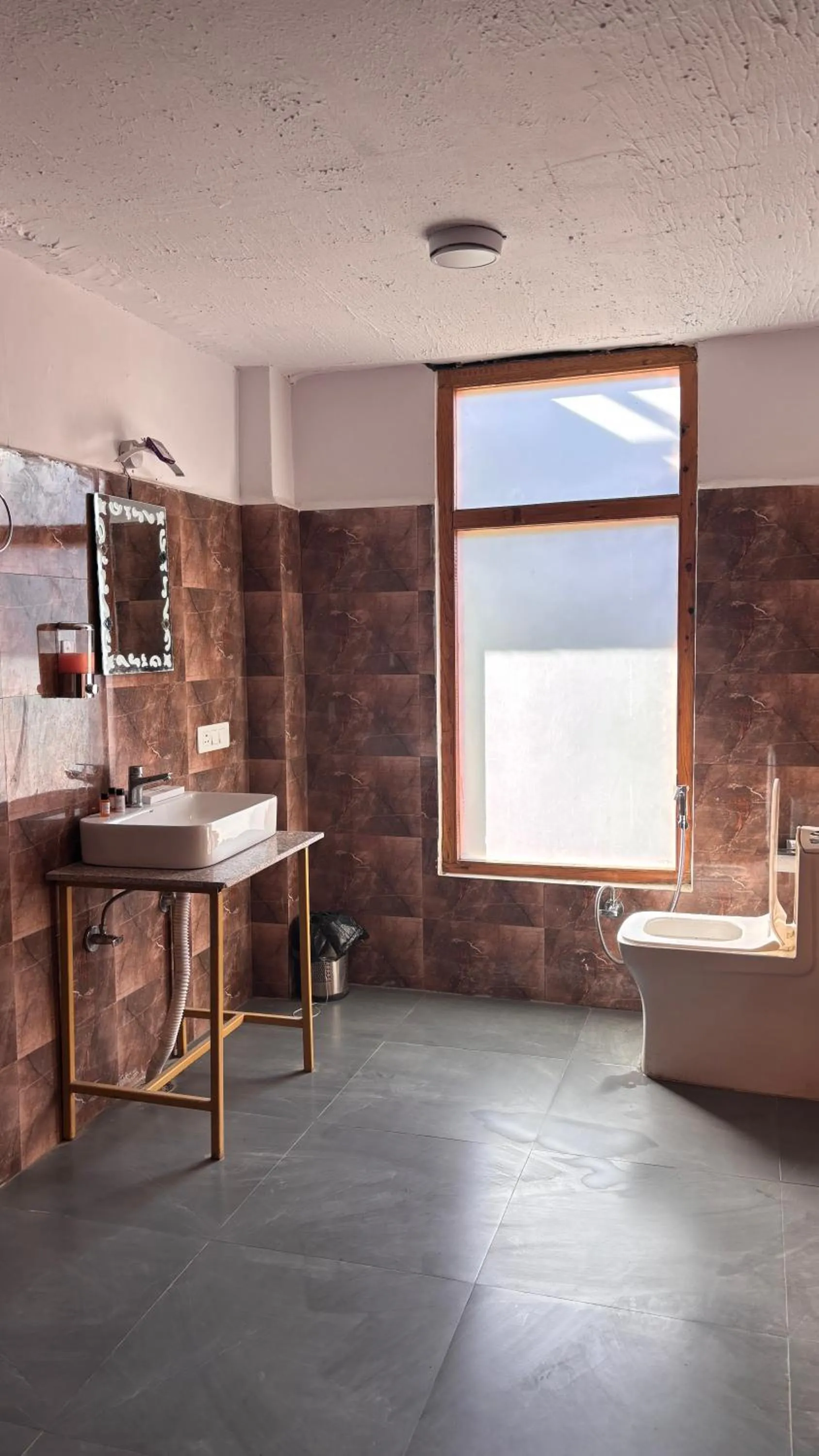 Bathroom in Peppy Nomads Luxuria