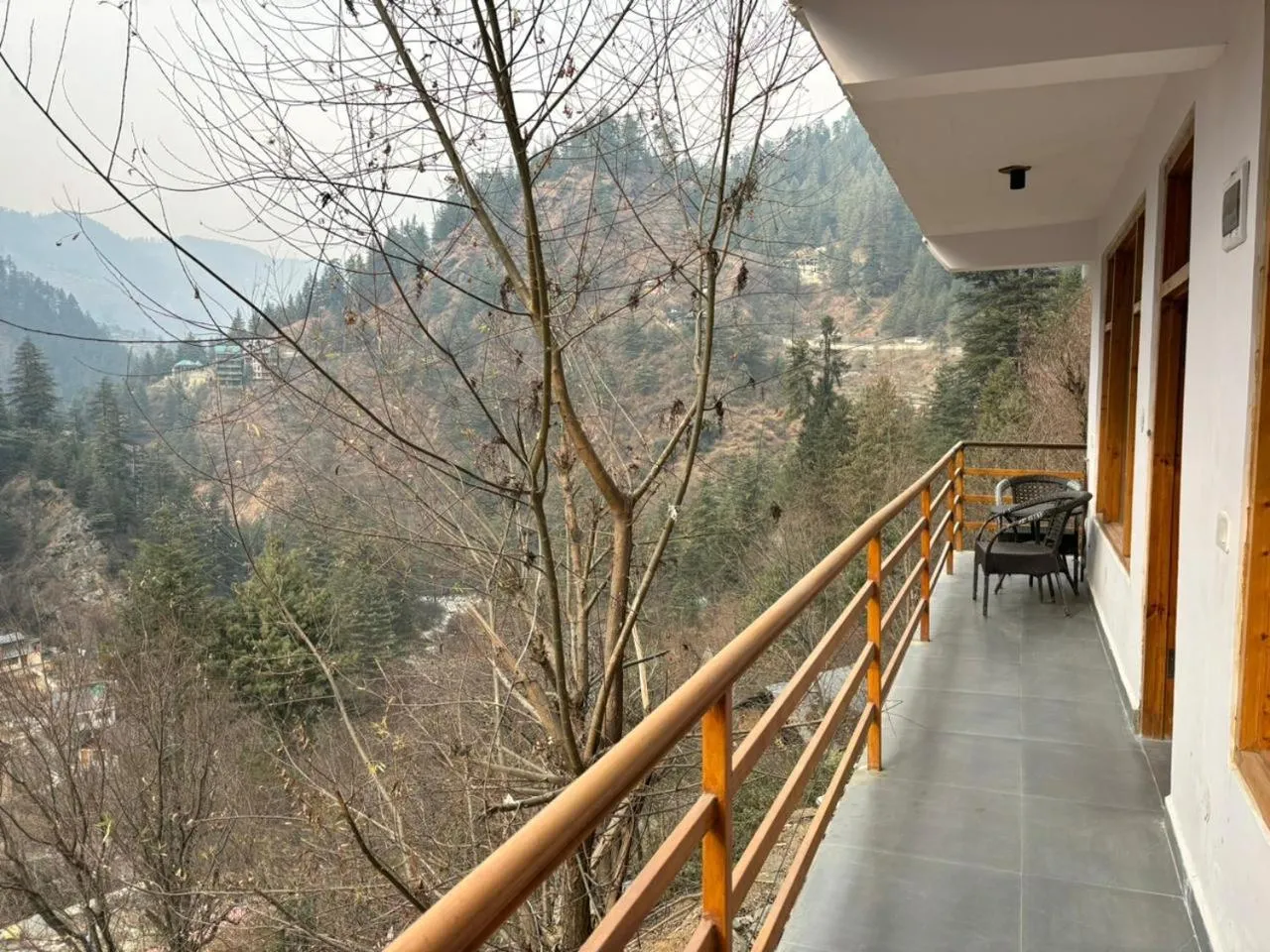 Balcony/Terrace in Peppy Nomads Luxuria