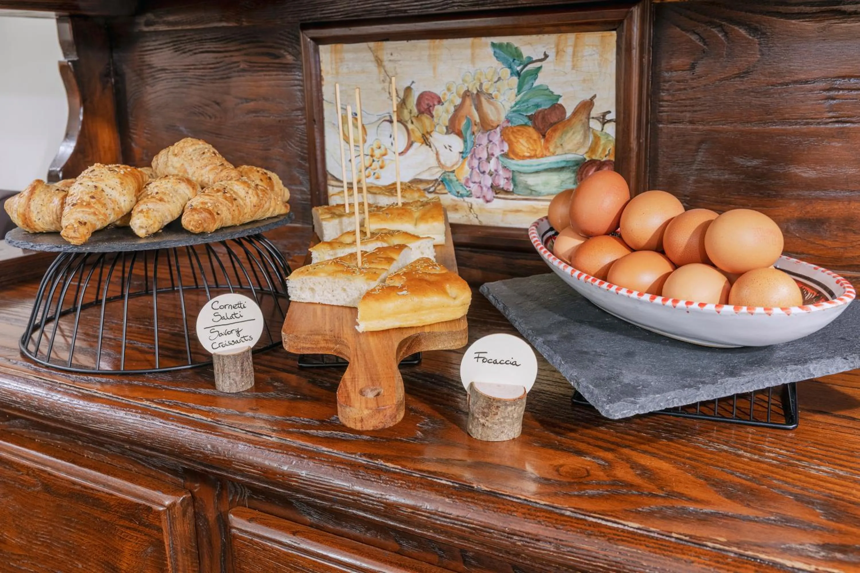 Buffet breakfast in Hotel Il Convento