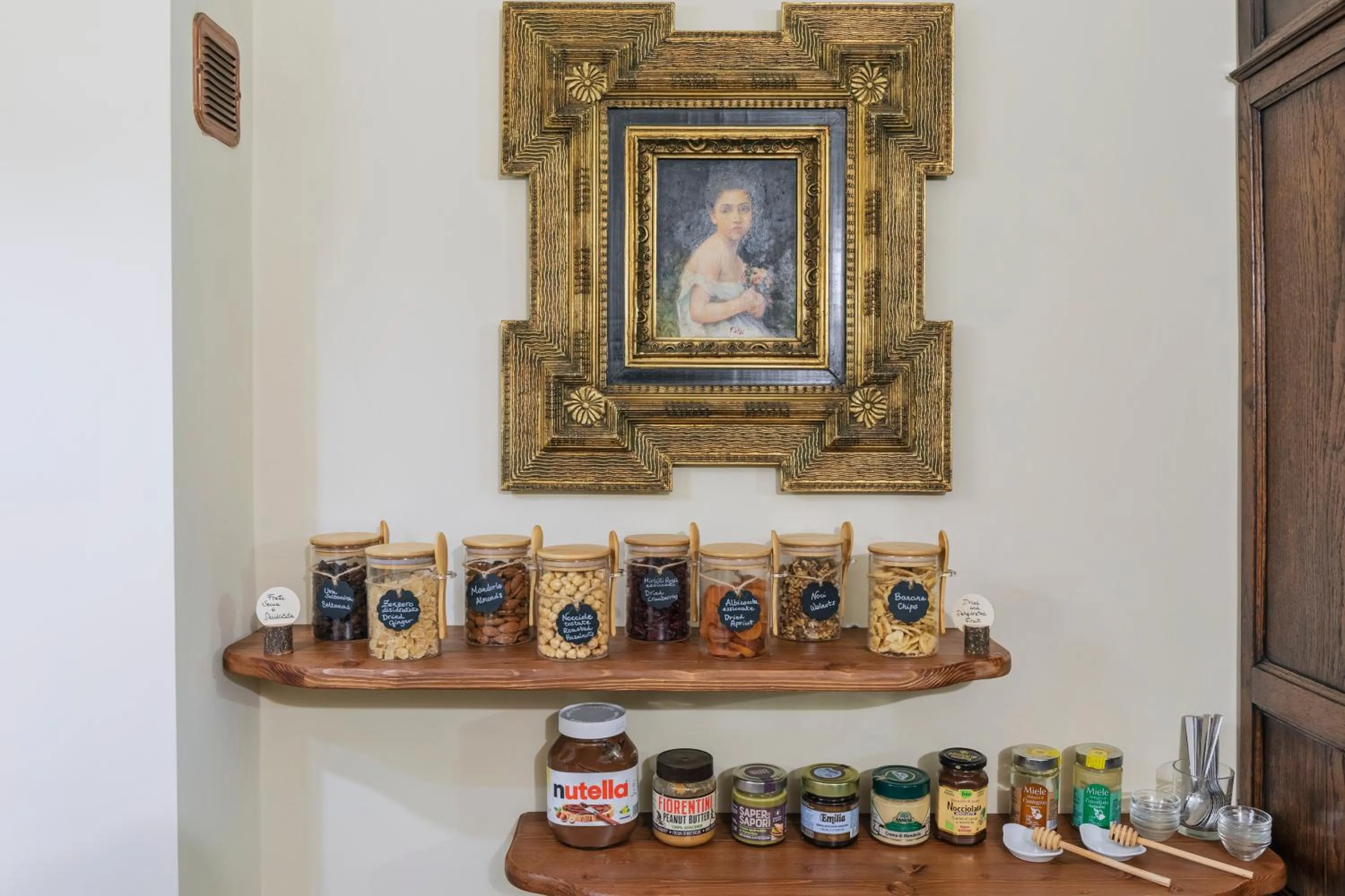 Buffet breakfast in Hotel Il Convento