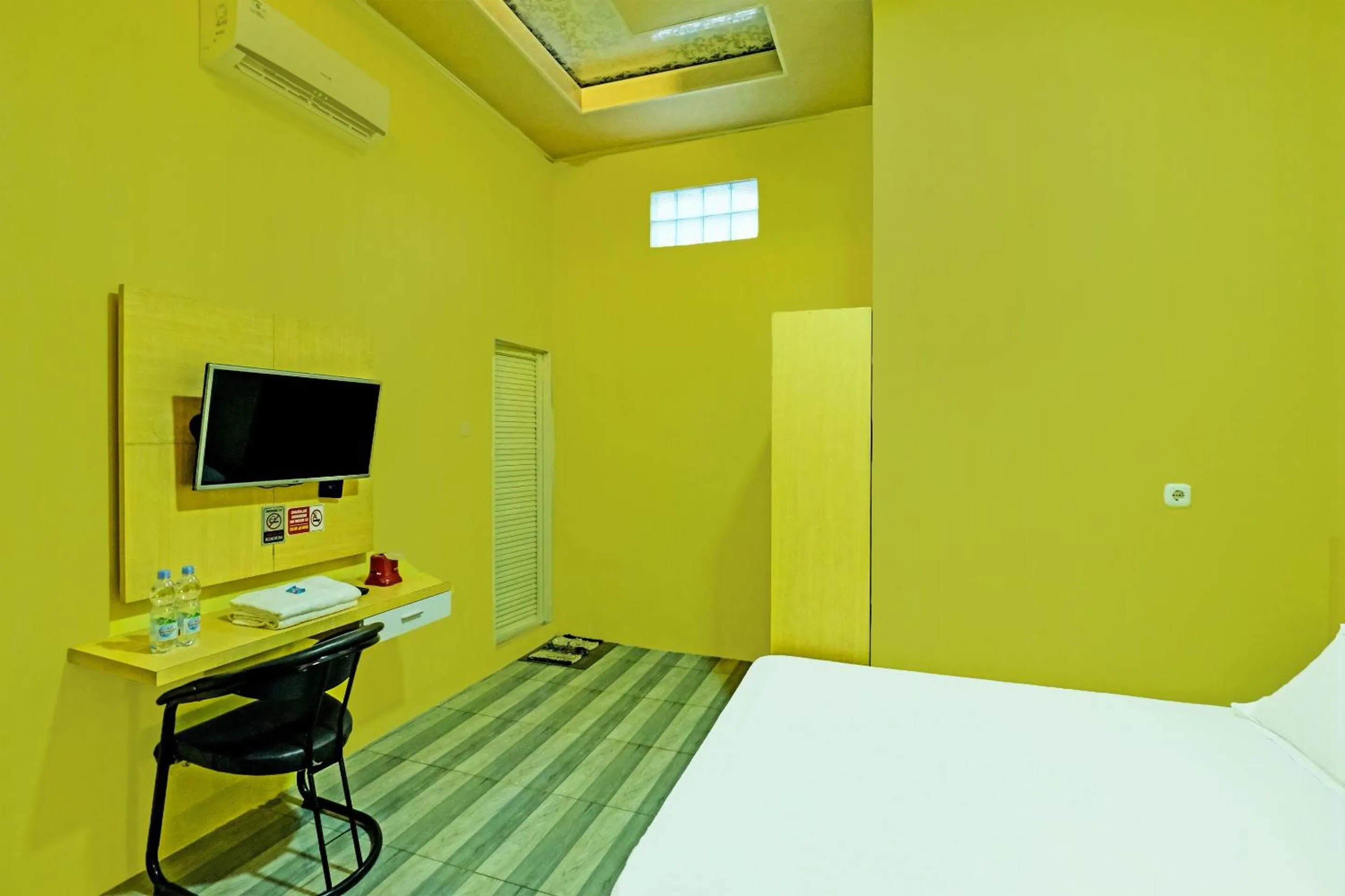 Bedroom in Hotel O Callista Homestay Near RSUD Prof. Dr. H. M. Anwar Makkatutu