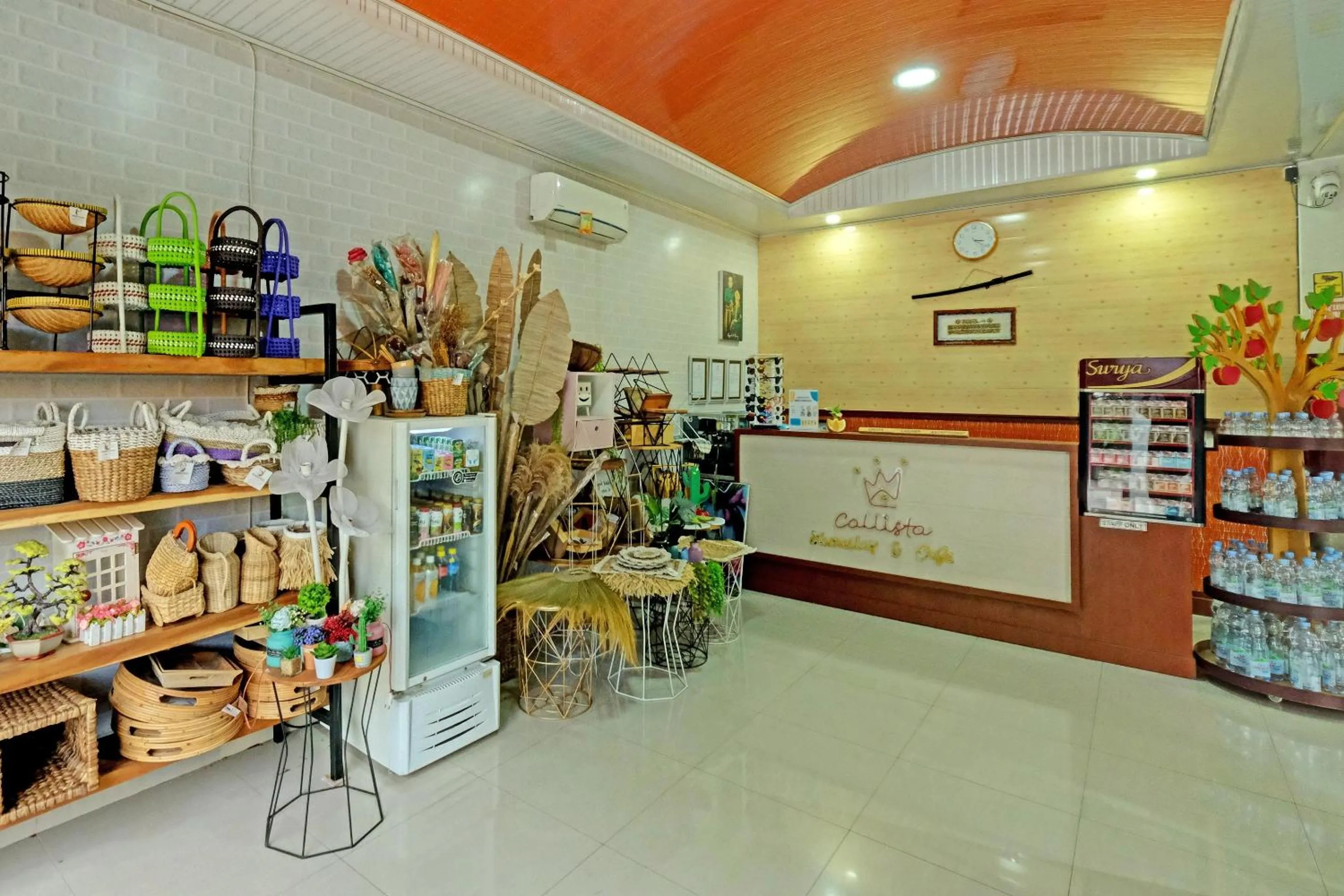 Lobby or reception in Hotel O Callista Homestay Near RSUD Prof. Dr. H. M. Anwar Makkatutu