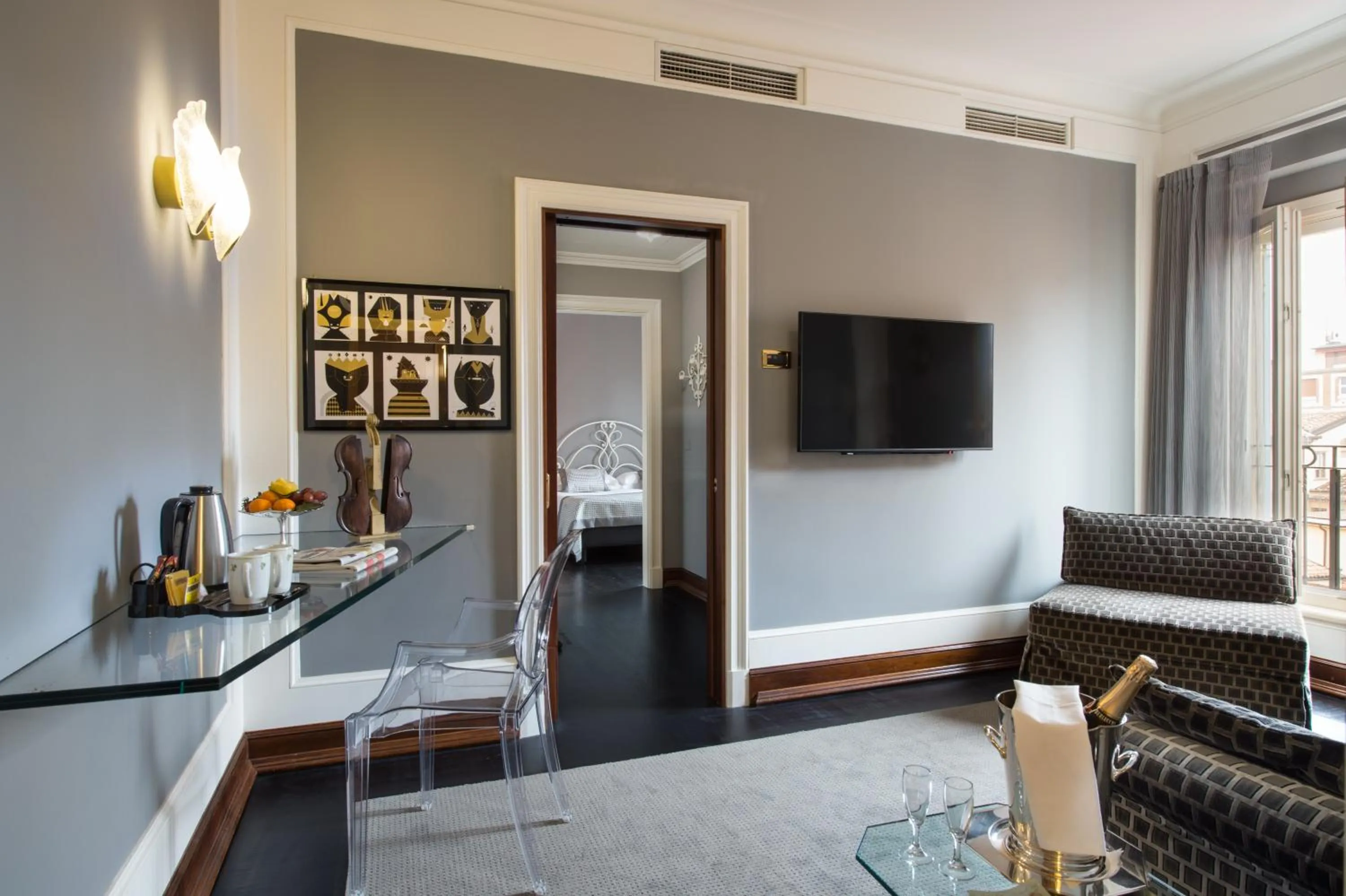 Decorative detail in Art Hotel Orologio