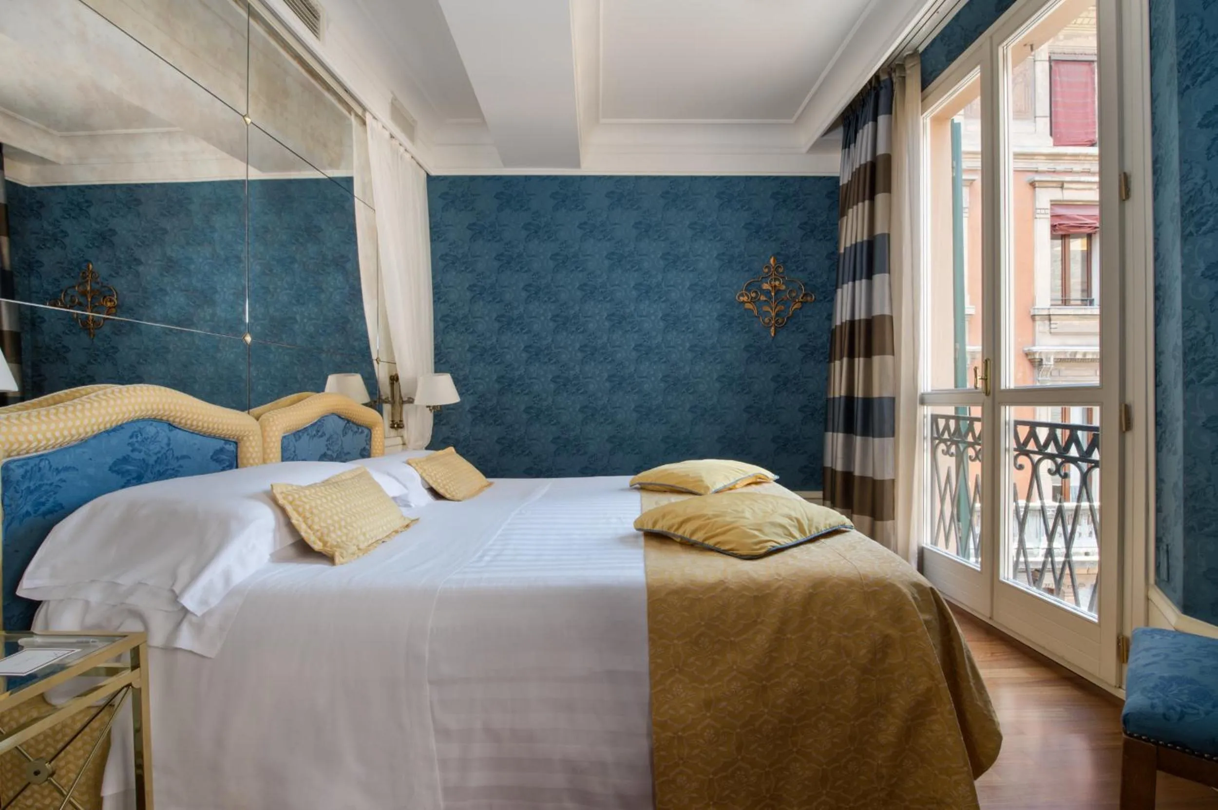 Photo of the whole room, Bed in Art Hotel Orologio